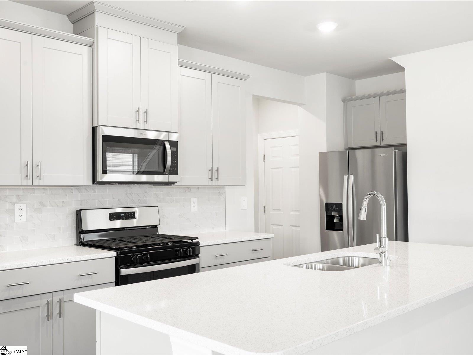 709 Whitebark Drive Pendelton, SC 29670