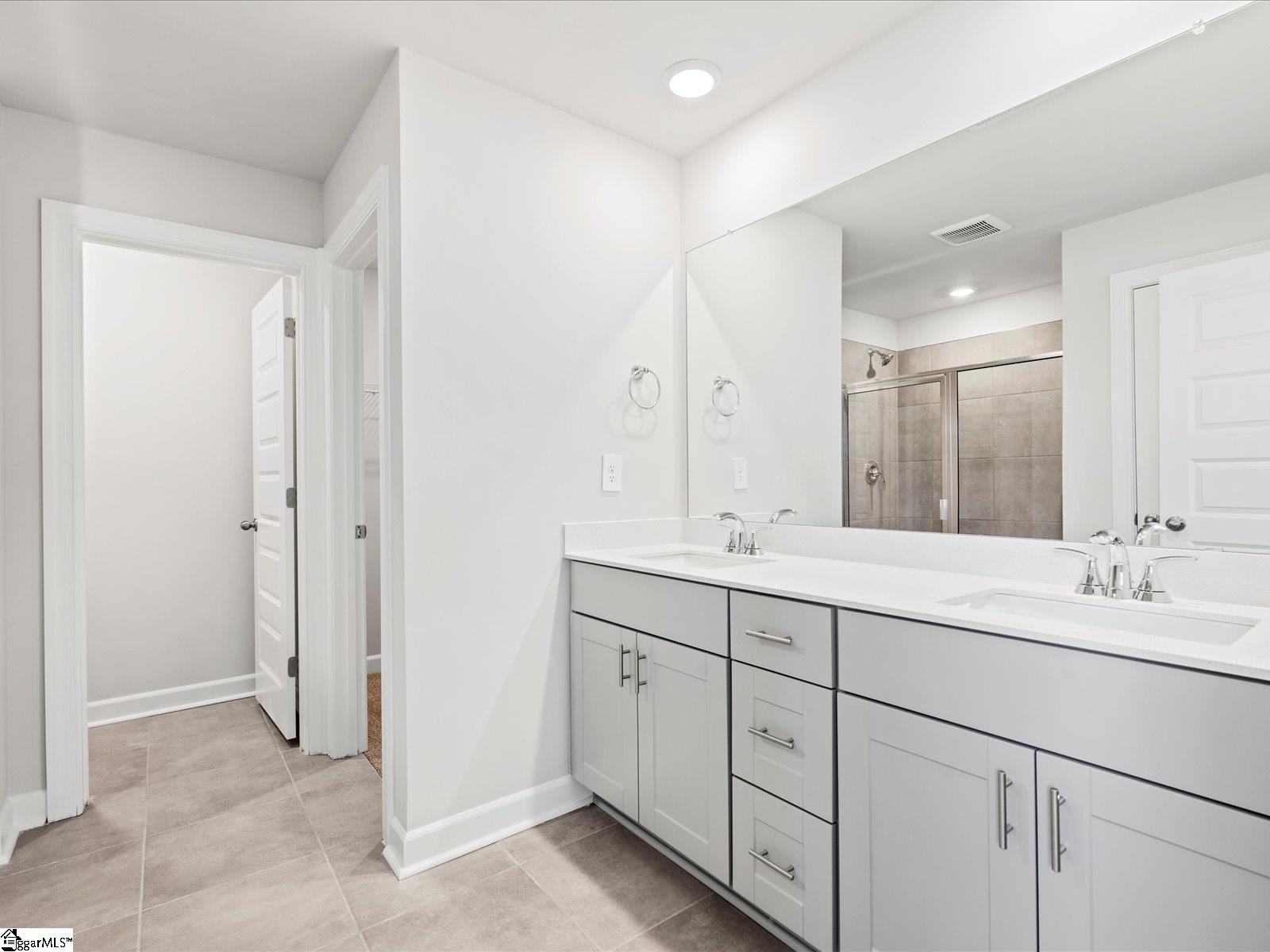 707 Whitebark Drive Pendelton, SC 29670