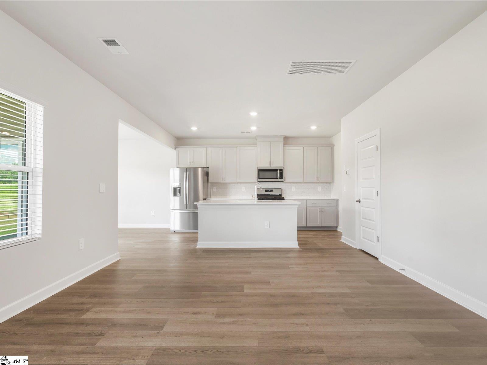 707 Whitebark Drive Pendelton, SC 29670