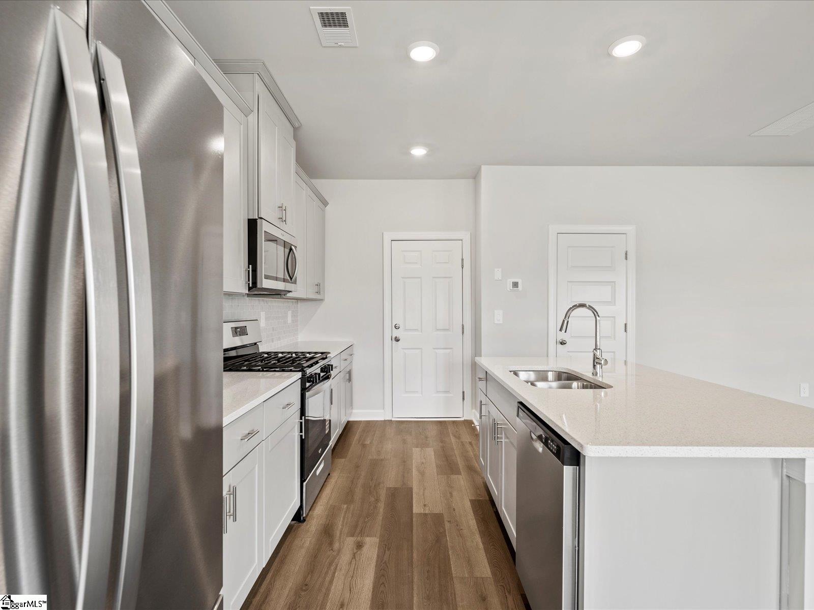 707 Whitebark Drive Pendelton, SC 29670