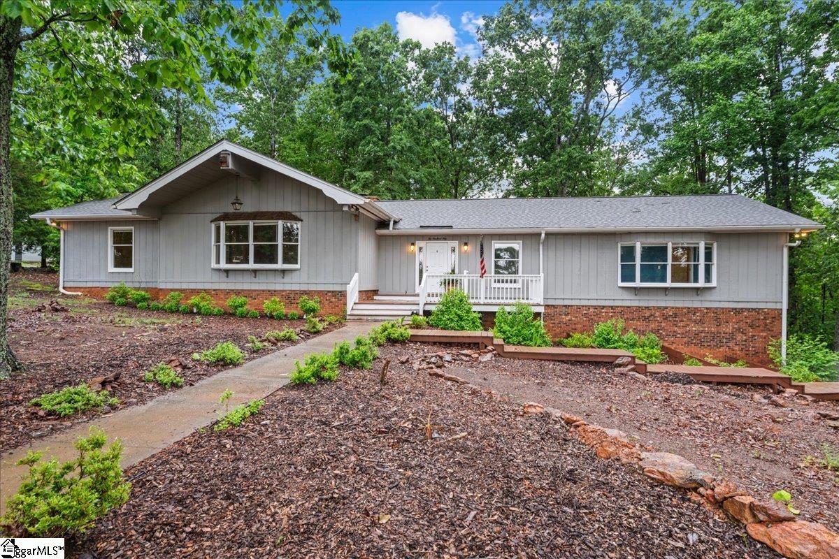 201 Stoneridge Road Spartanburg, SC 29306