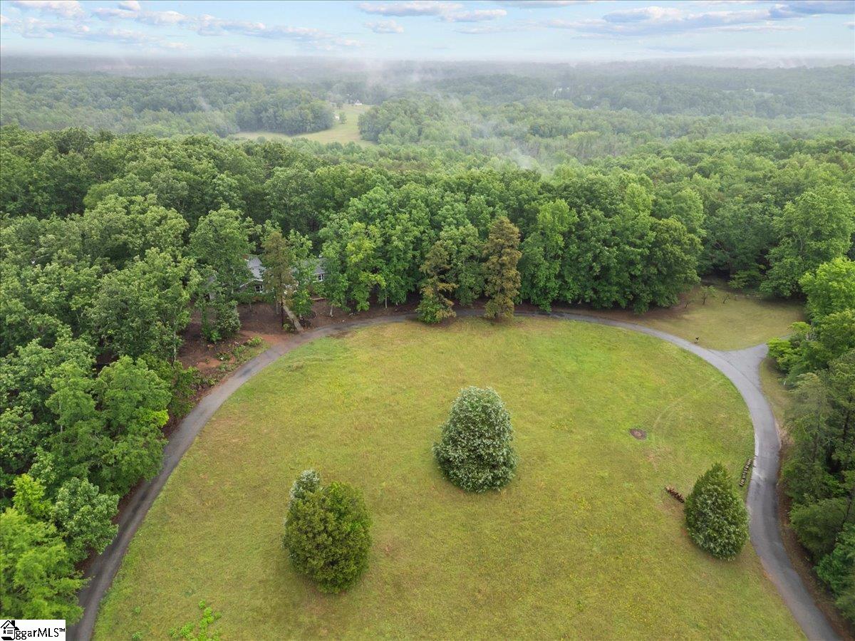 201 Stoneridge Road Spartanburg, SC 29306