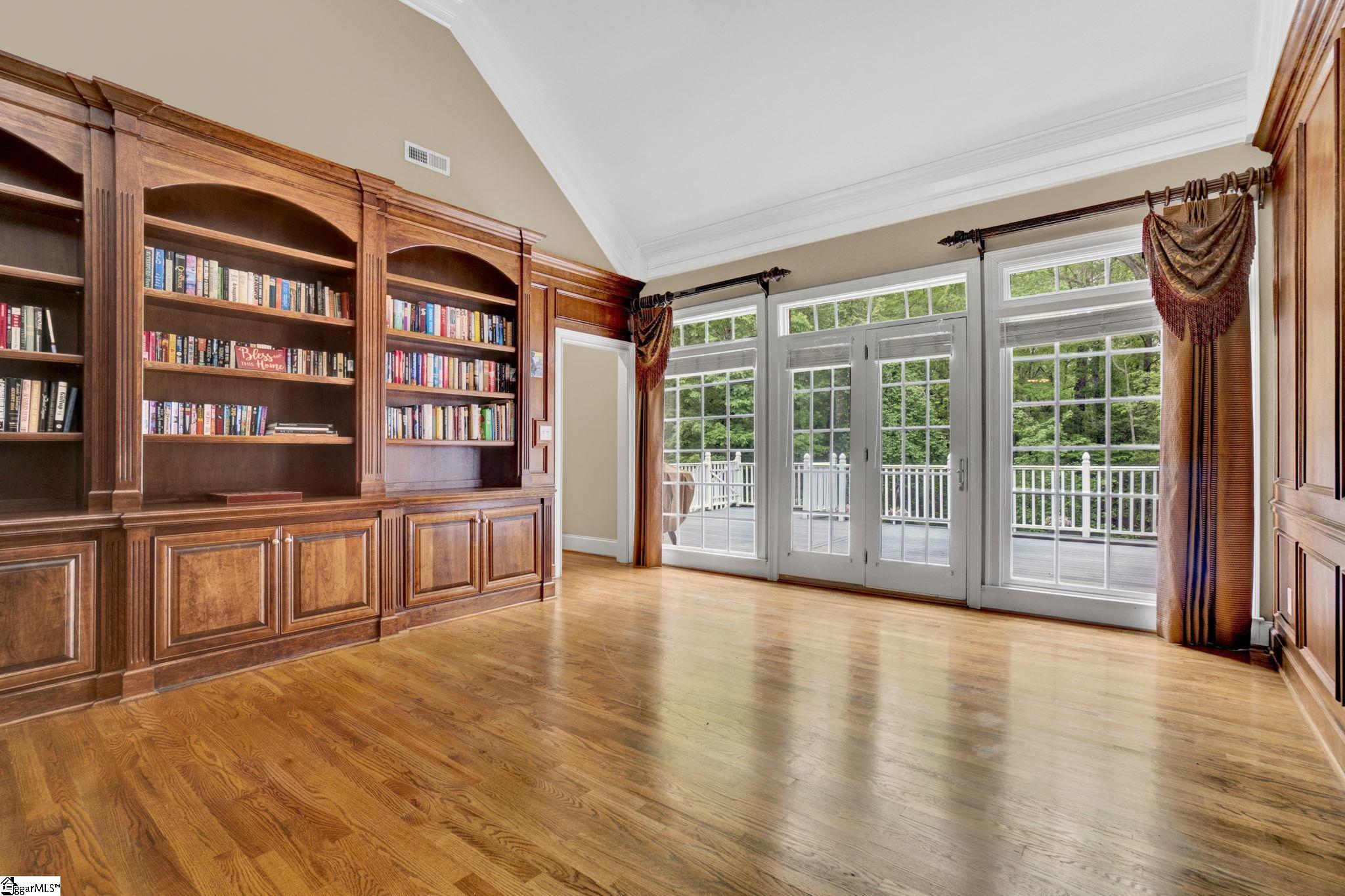 881 Inverness Circle Spartanburg, SC 29306