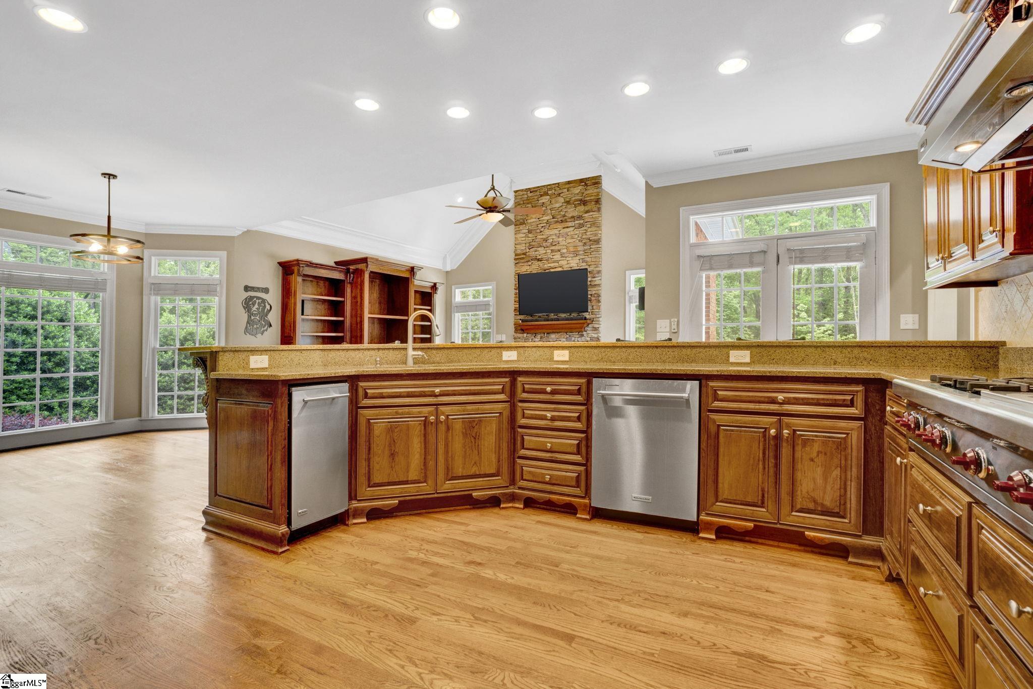 881 Inverness Circle Spartanburg, SC 29306
