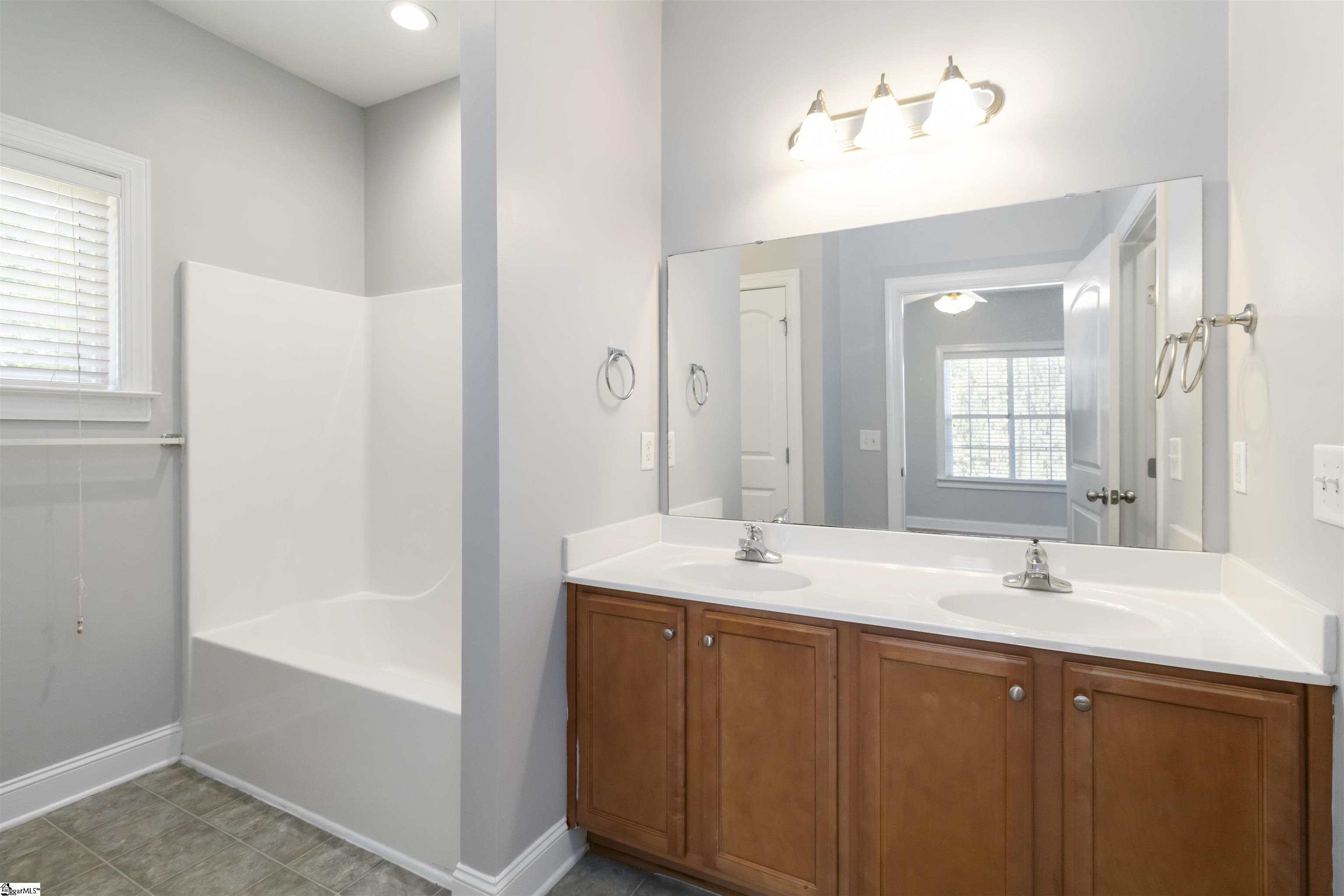 356 Easterlin Way Greenville, SC 29607