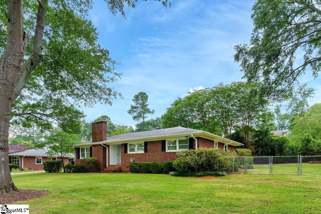 111 Monroe Road Spartanburg, SC 29307
