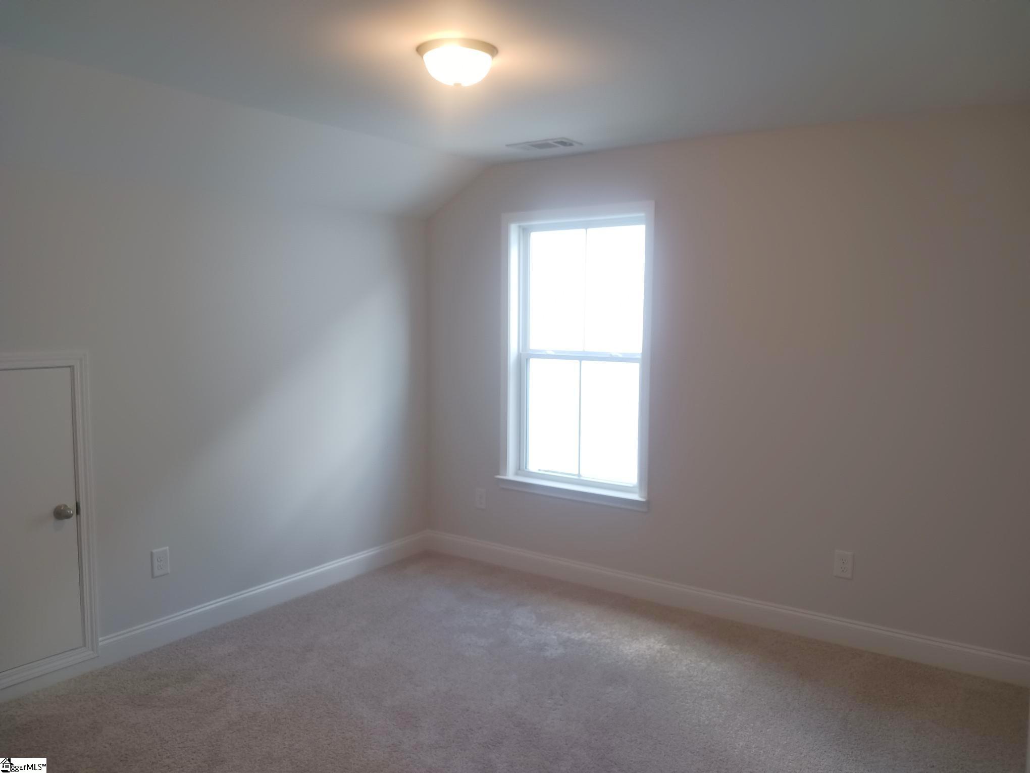 8 Gressette Place Simpsonville, SC 29681