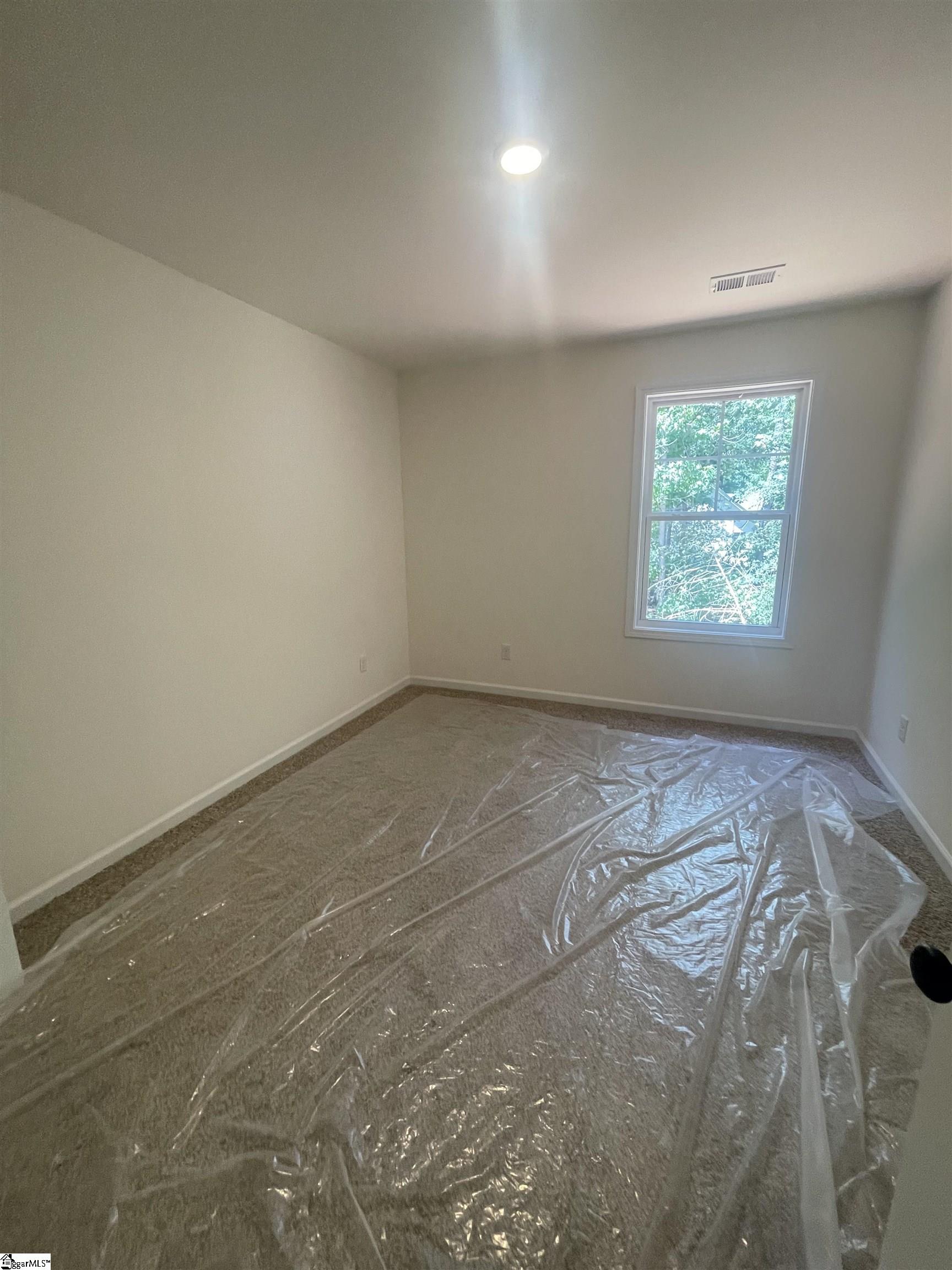 1 Sweetgrass Street Central, SC 29630