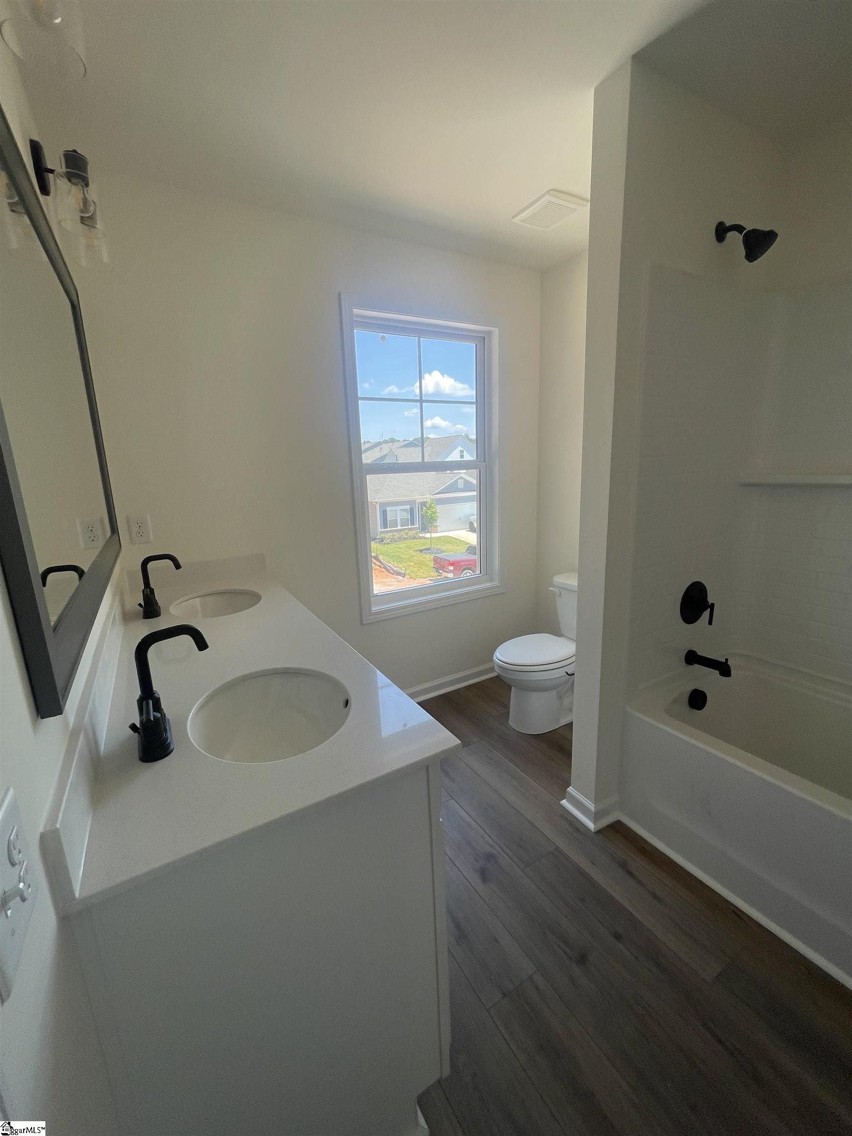 1 Sweetgrass Street Central, SC 29630