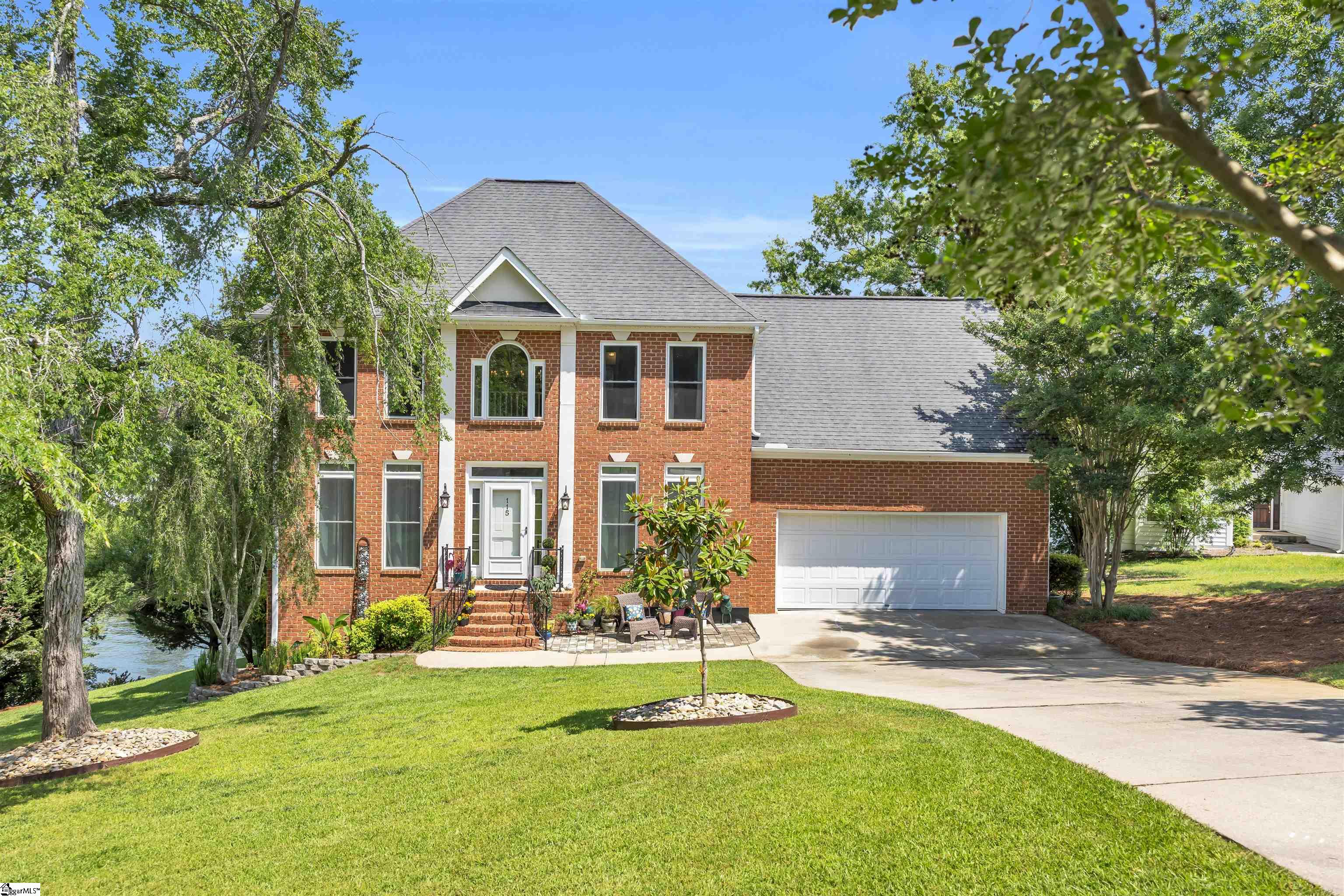 115 Egret Lane Greenwood, SC 29649