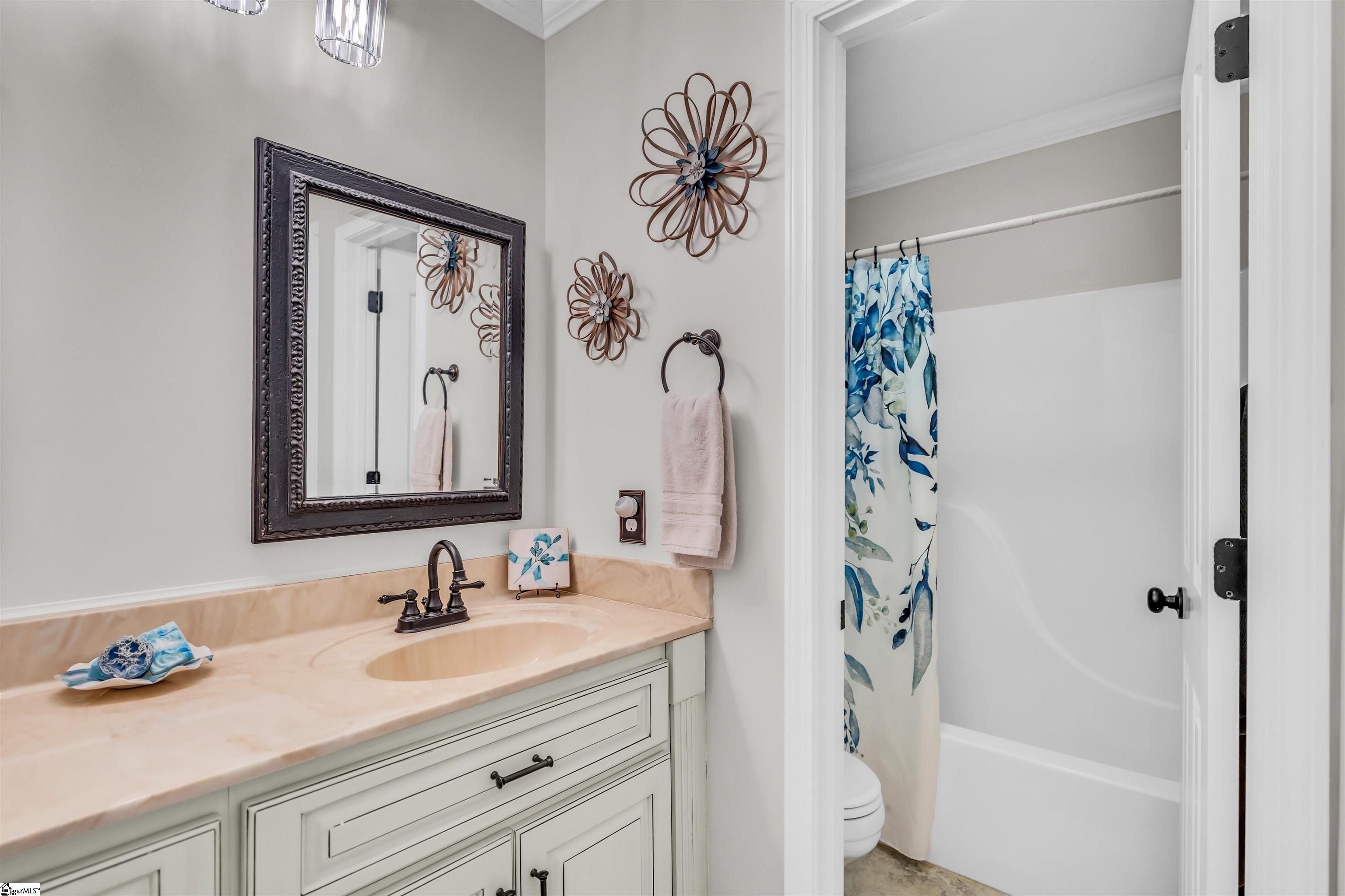 115 Egret Lane Greenwood, SC 29649