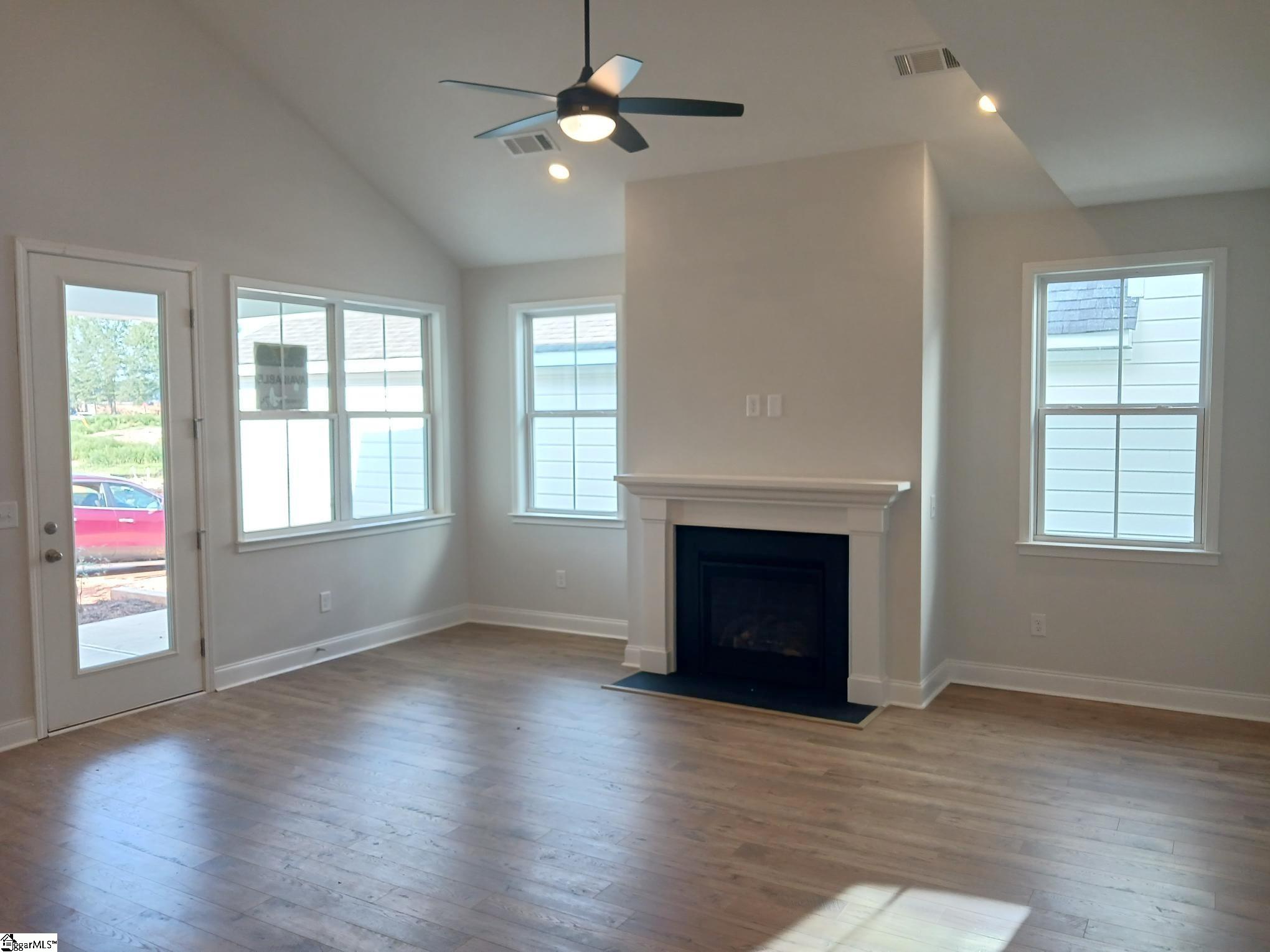 206 Nicolet Drive Simpsonville, SC 29681