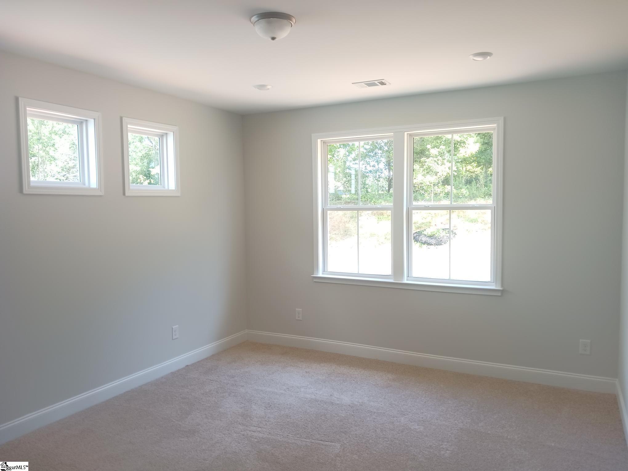 204 Nicolet Drive Simpsonville, SC 29681