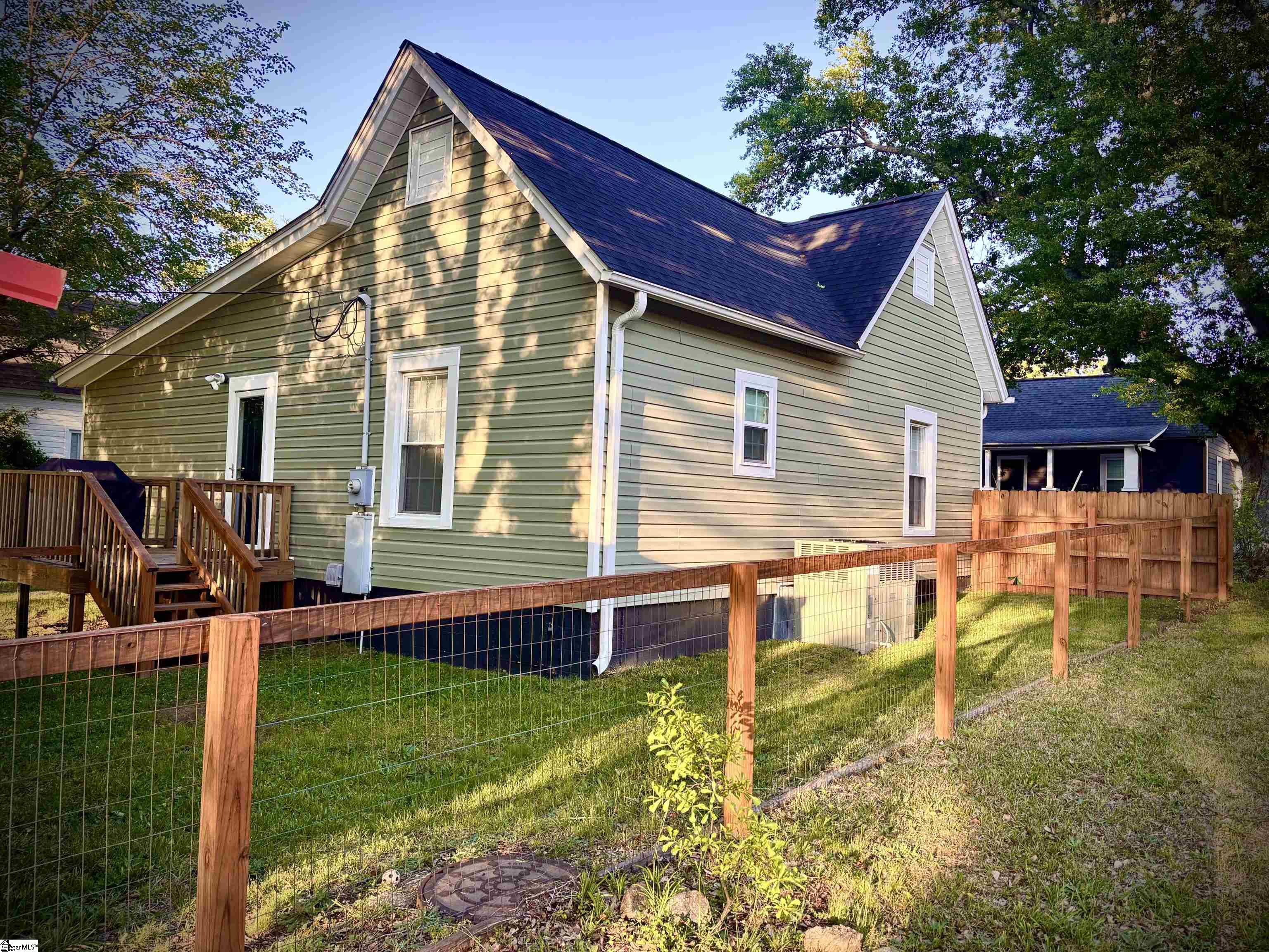 12 Taylor Street Greenville, SC 29605