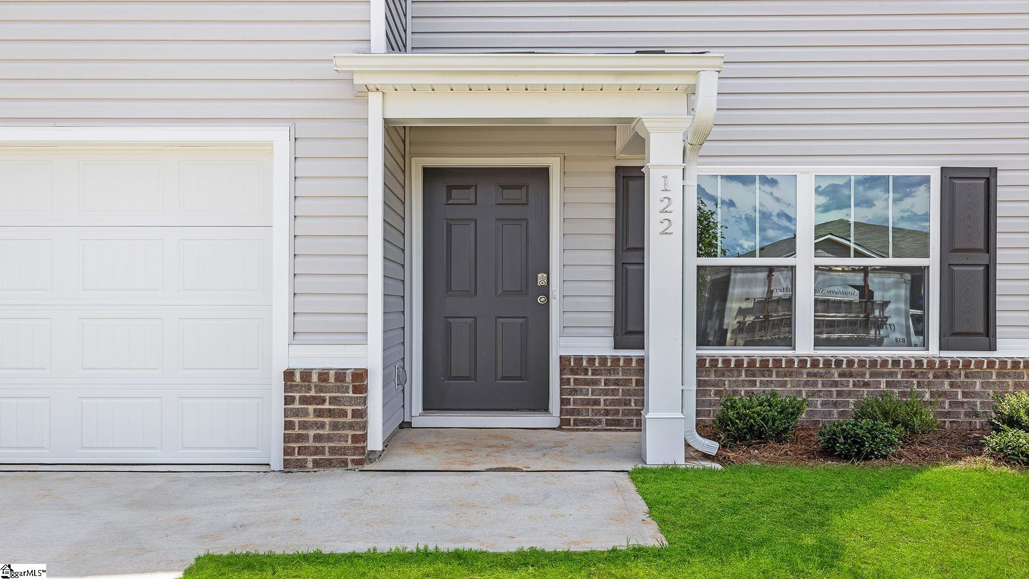 Homes for sale in Laurens, SC | 122 Elgin Dr, Laurens, SC 29360 | MLS# 1557193