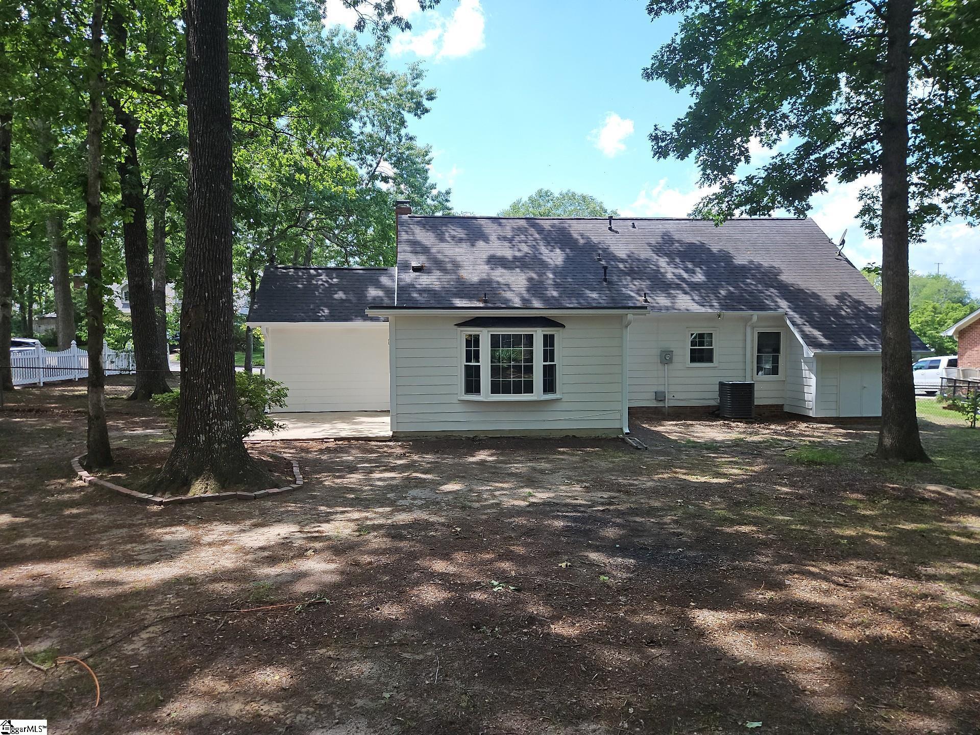 5 Belgrave Close Taylors, SC 29687