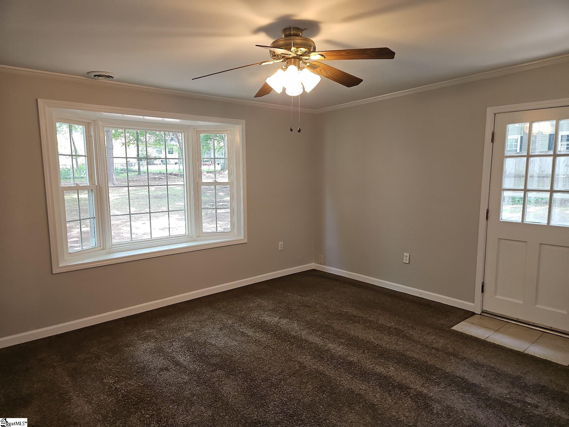 5 Belgrave Close Taylors, SC 29687