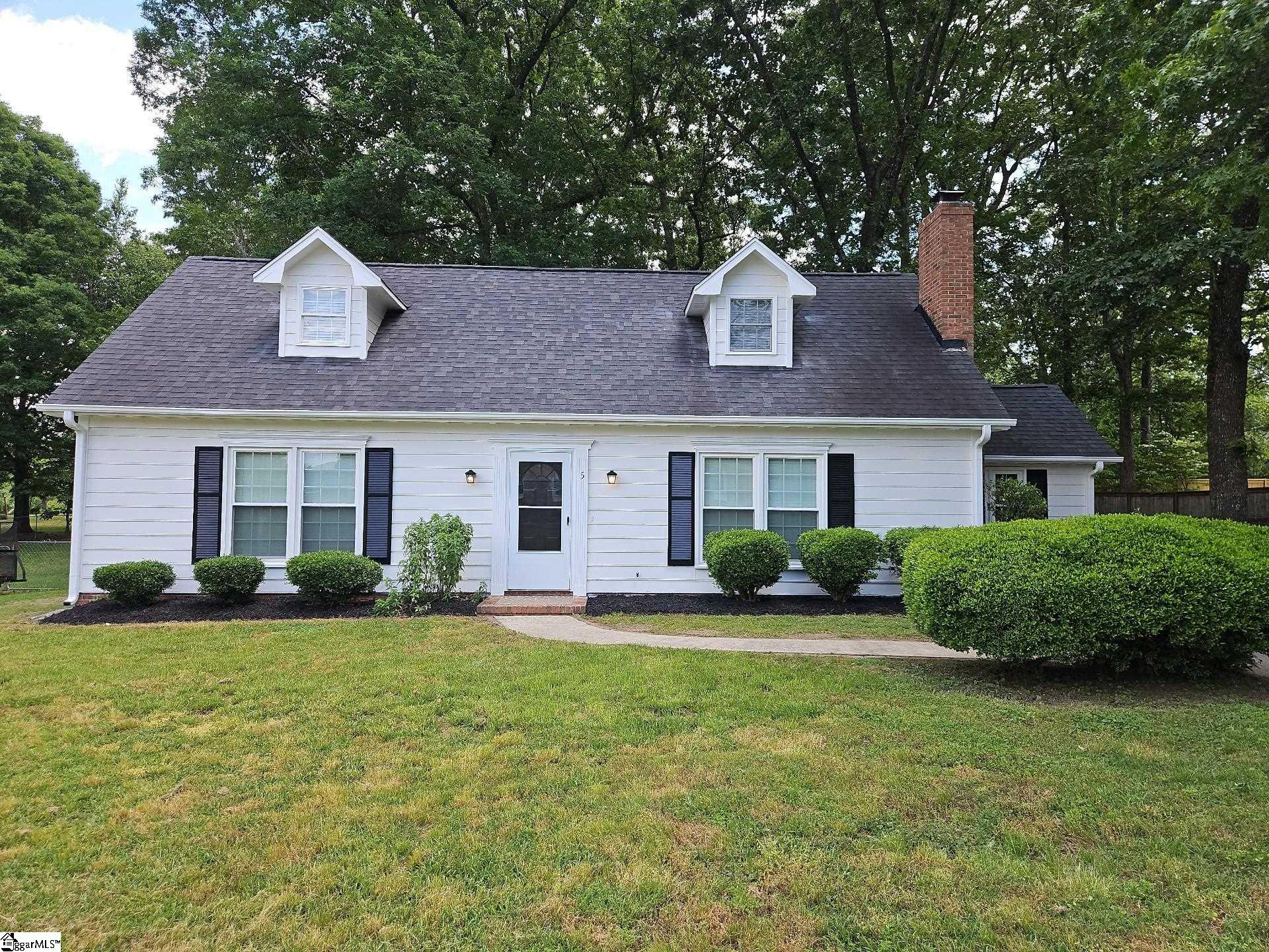 5 Belgrave Close Taylors, SC 29687