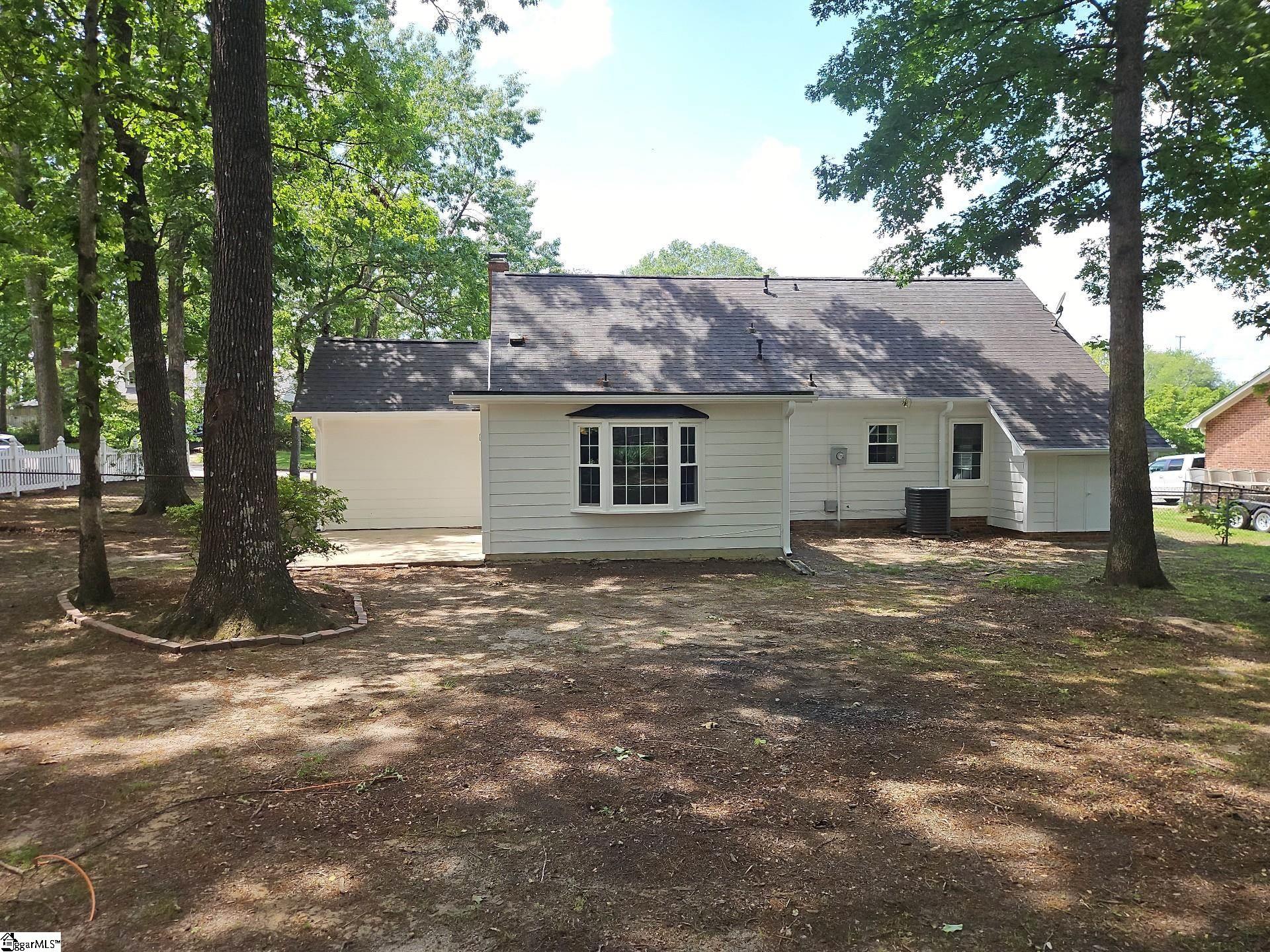 5 Belgrave Close Taylors, SC 29687