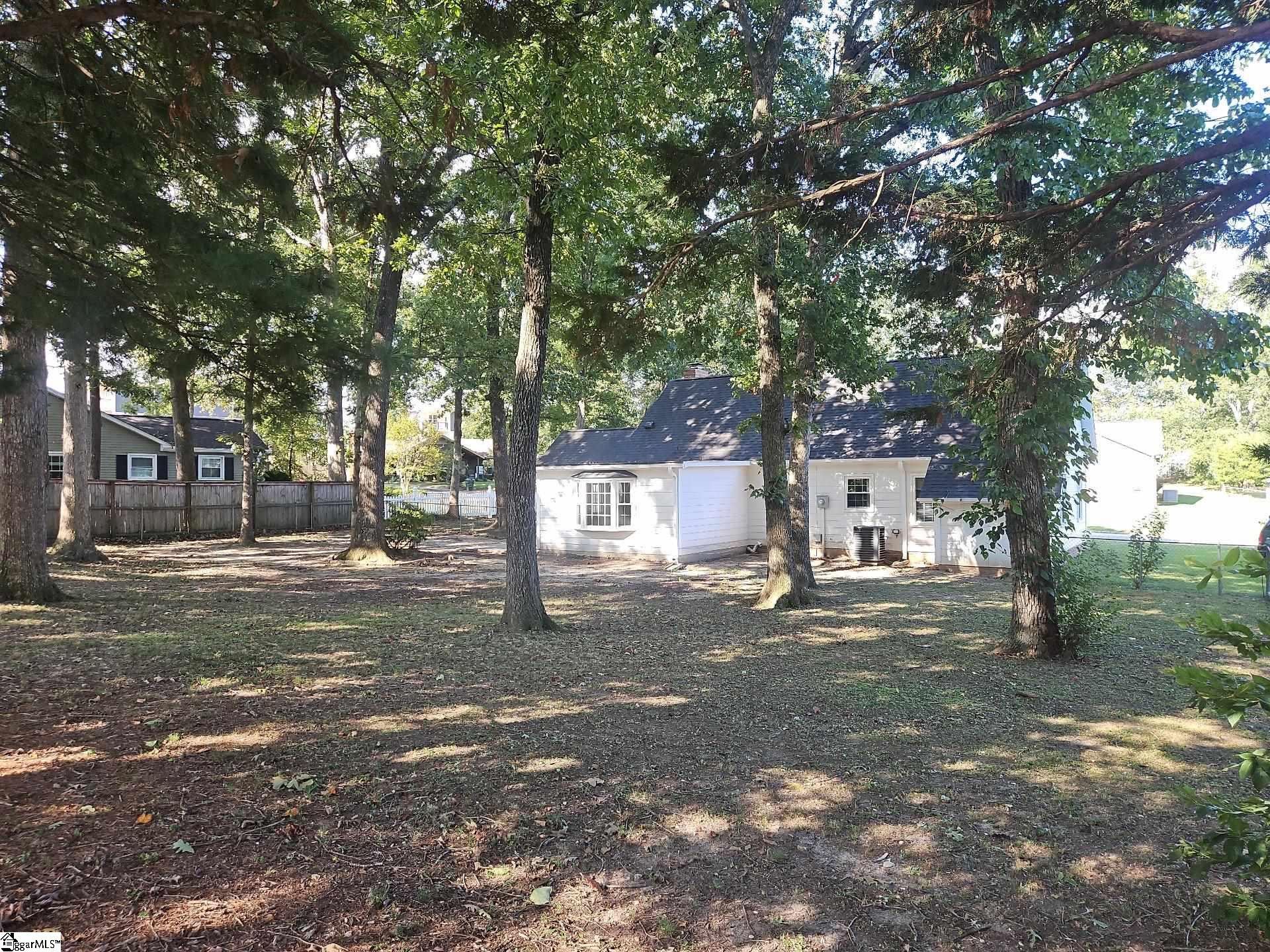 5 Belgrave Close Taylors, SC 29687