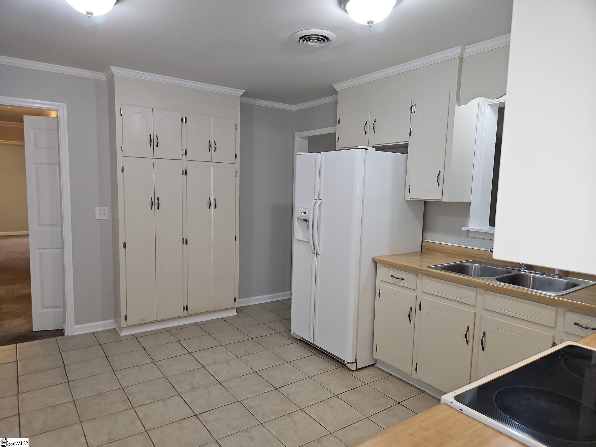 5 Belgrave Close Taylors, SC 29687