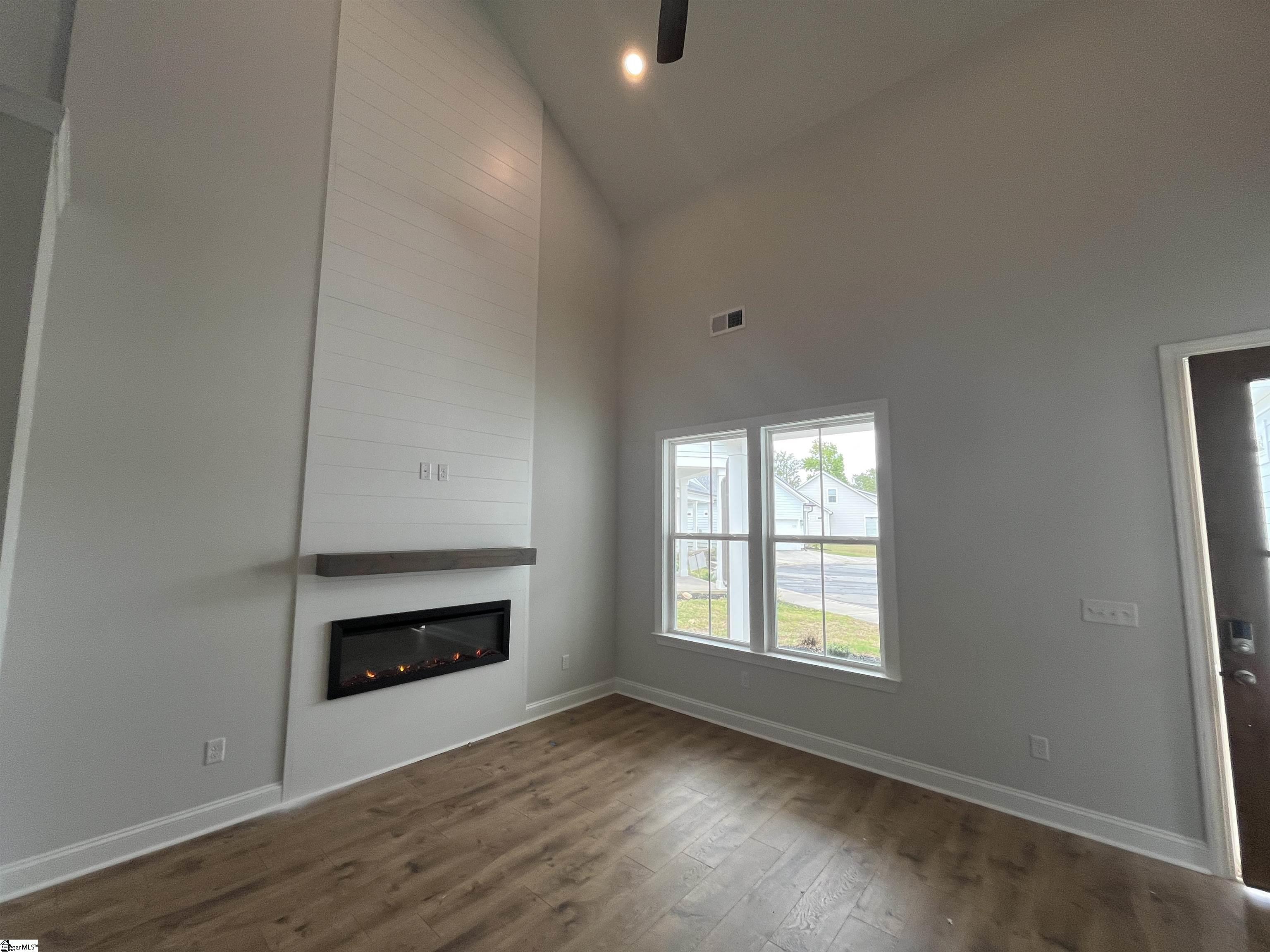 121 Cottage Lane Greenwood, SC 29649