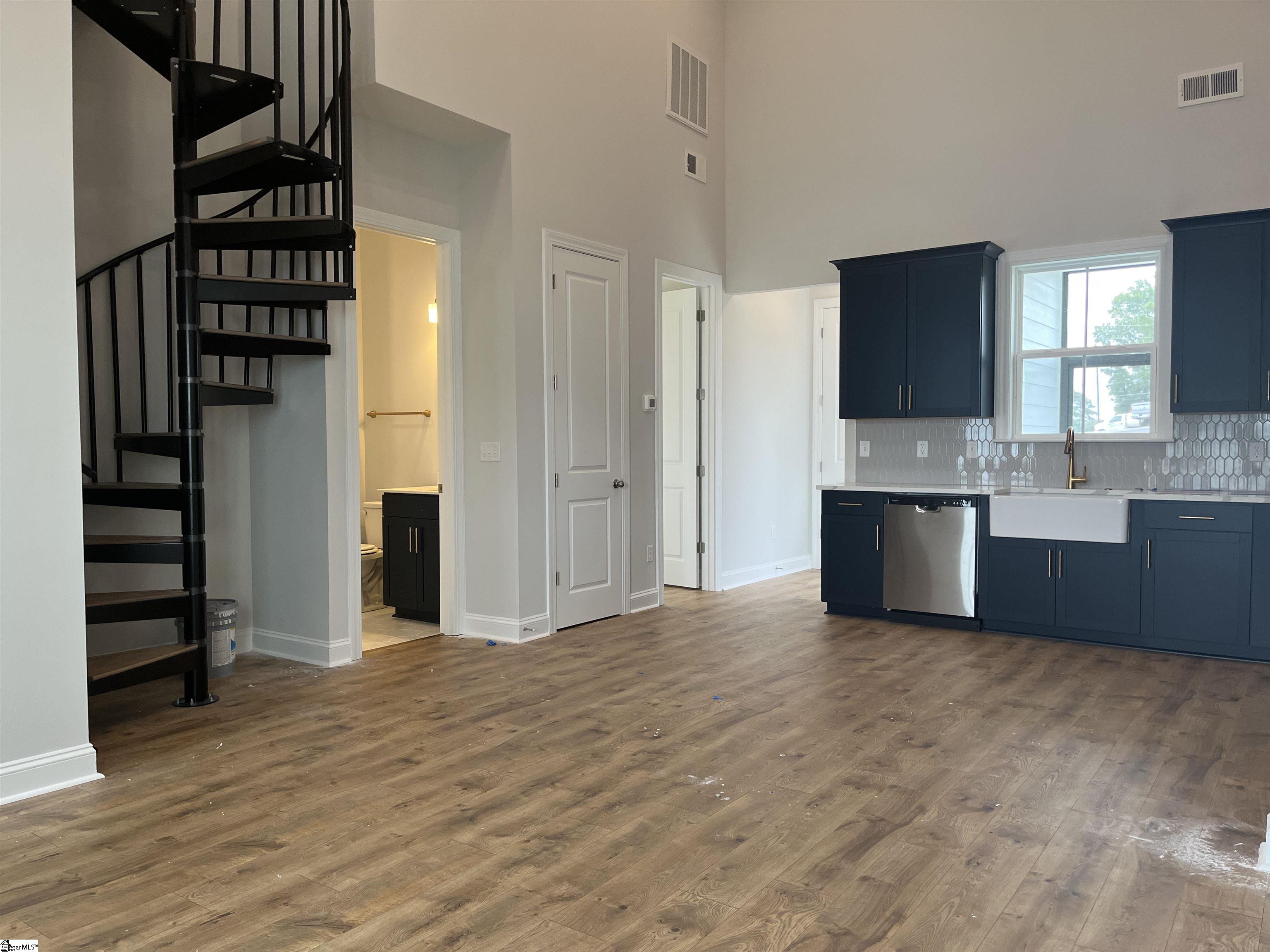 121 Cottage Lane Greenwood, SC 29649