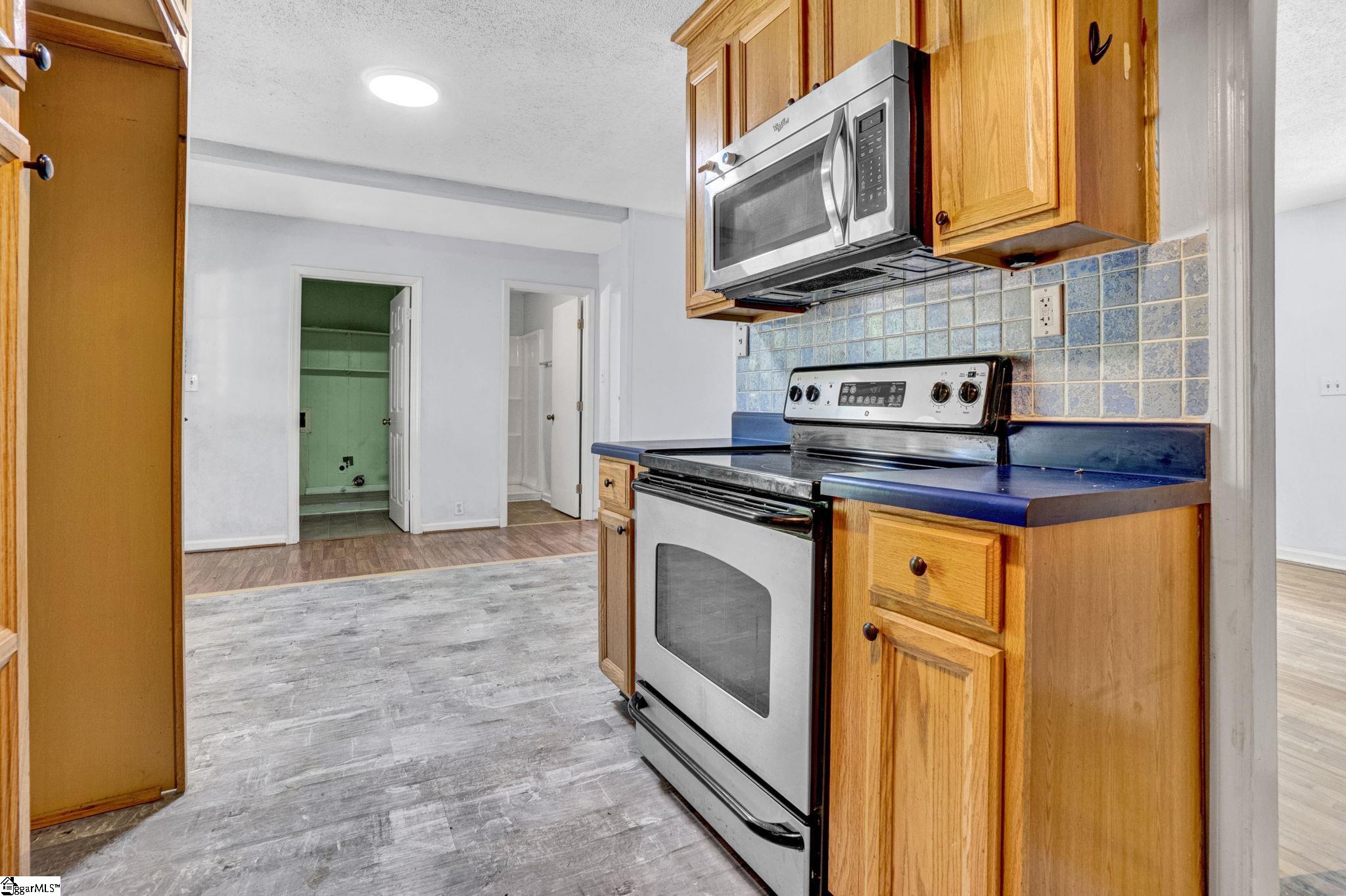 211 Skyline Road Greer, SC 29651-6264