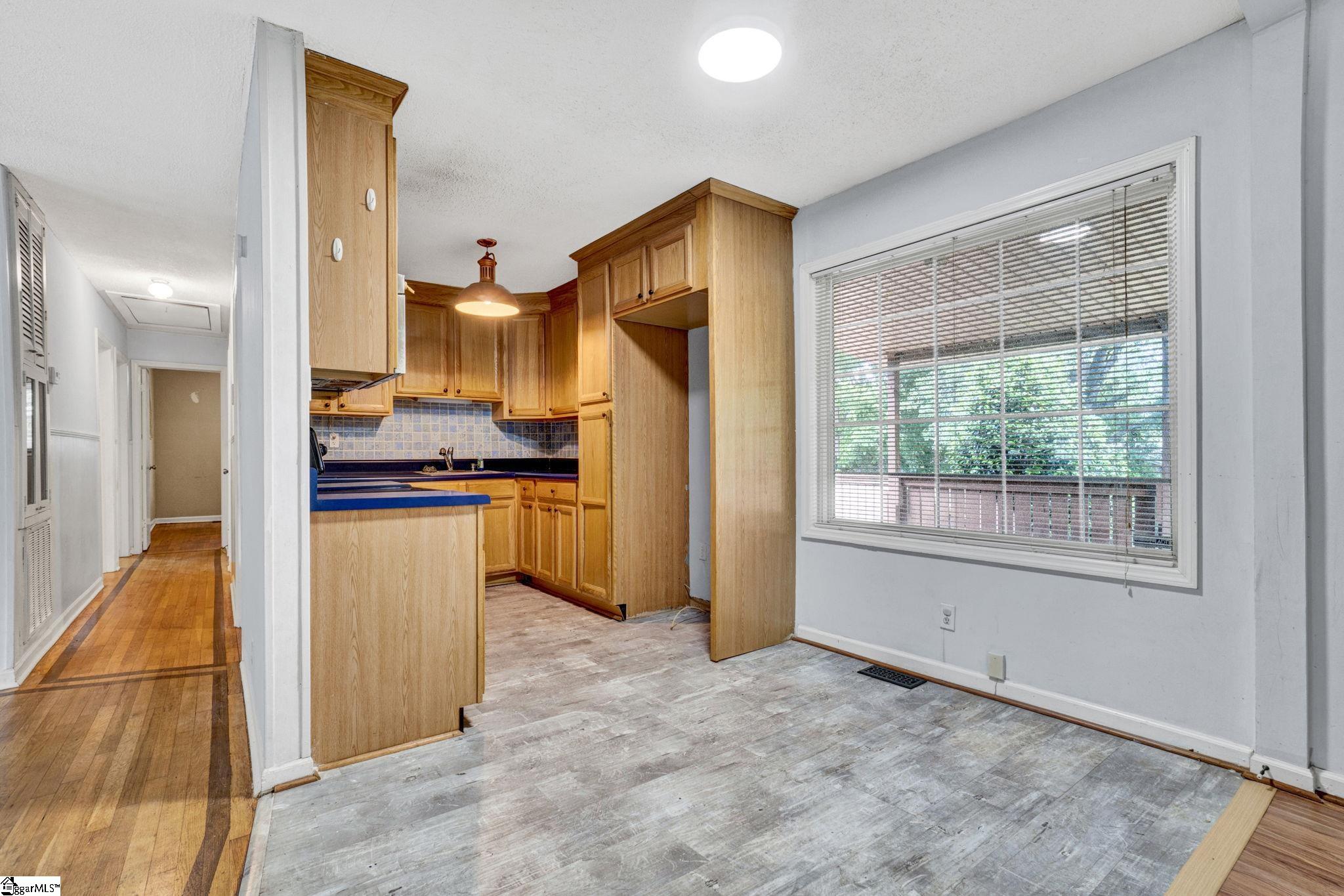 211 Skyline Road Greer, SC 29651-6264