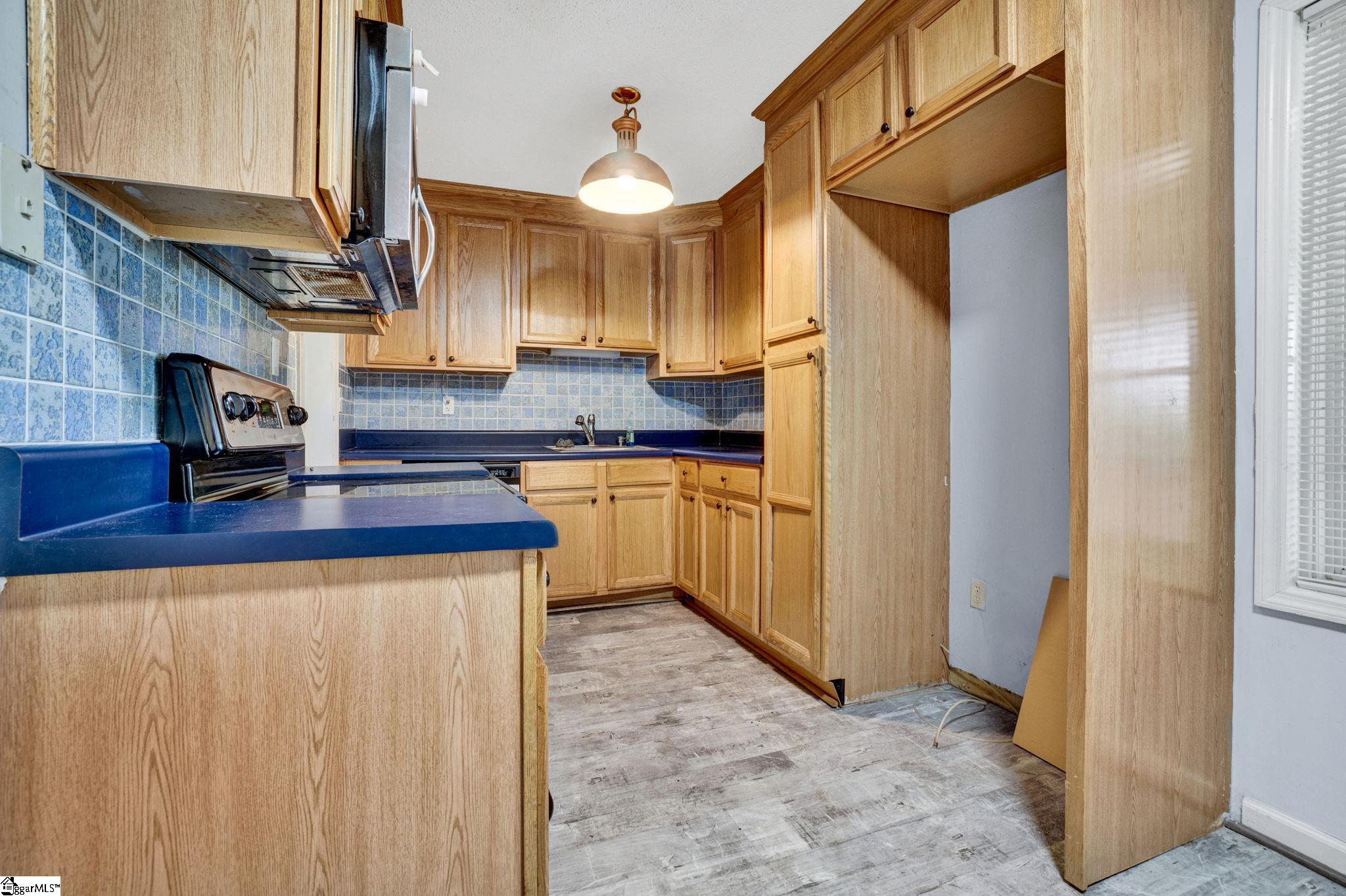 211 Skyline Road Greer, SC 29651-6264
