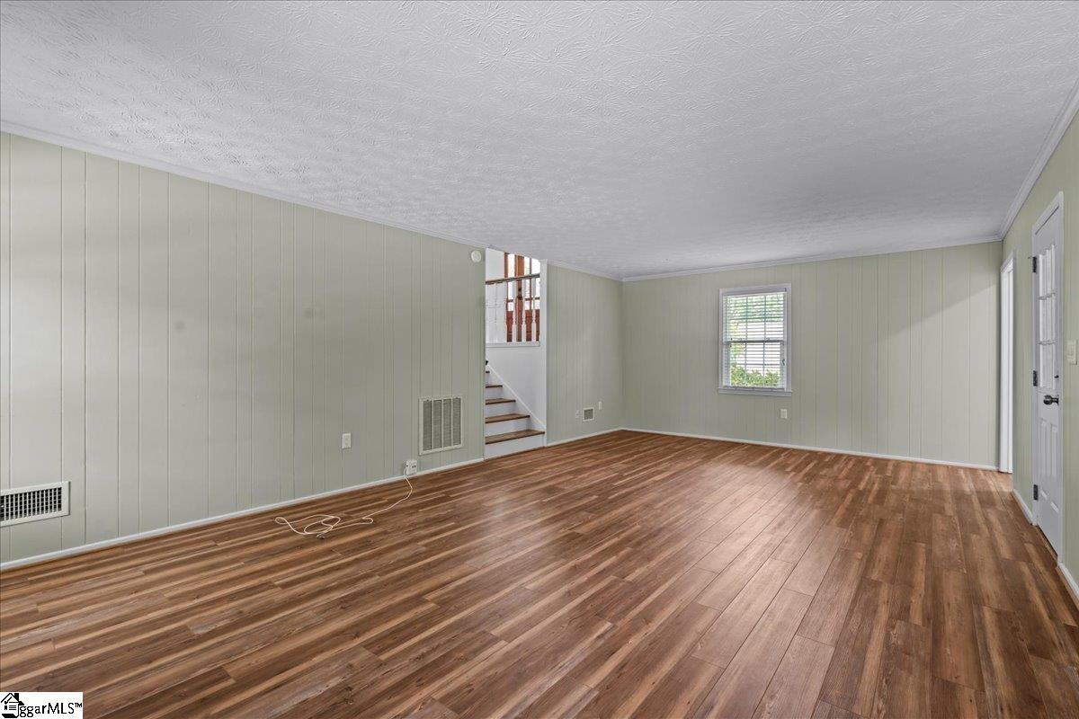 120 Cherrywood Trail Greer, SC 29650