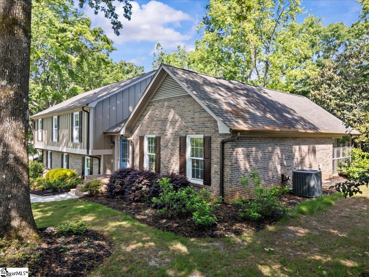 120 Cherrywood Trail Greer, SC 29650
