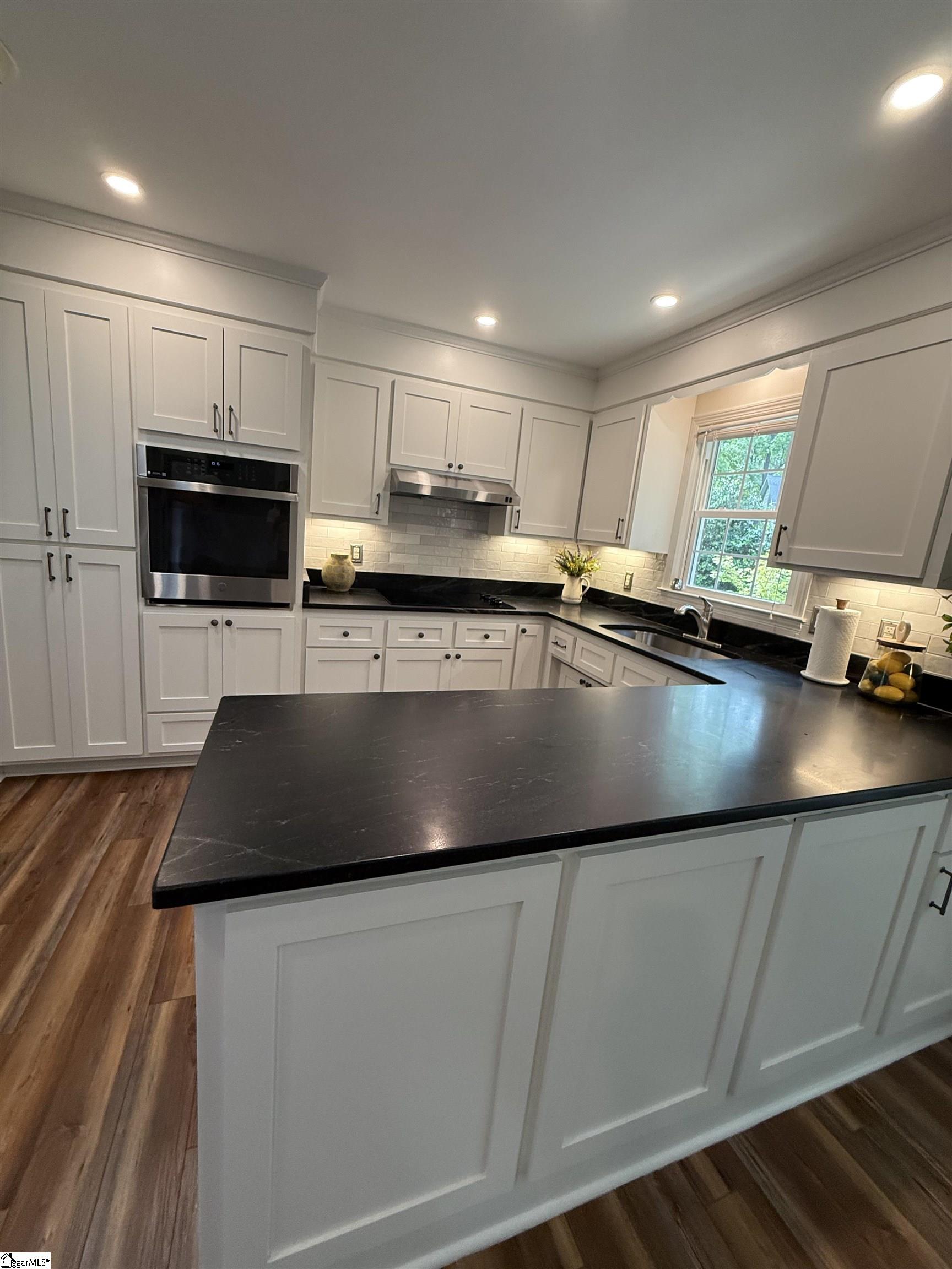 120 Cherrywood Trail Greer, SC 29650