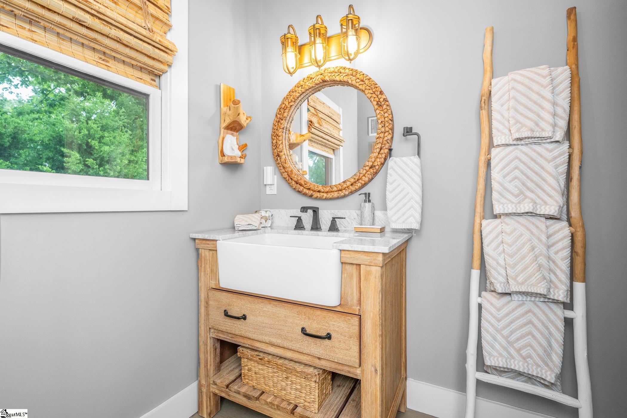 653 R B Baker Drive Chapin, SC 29036