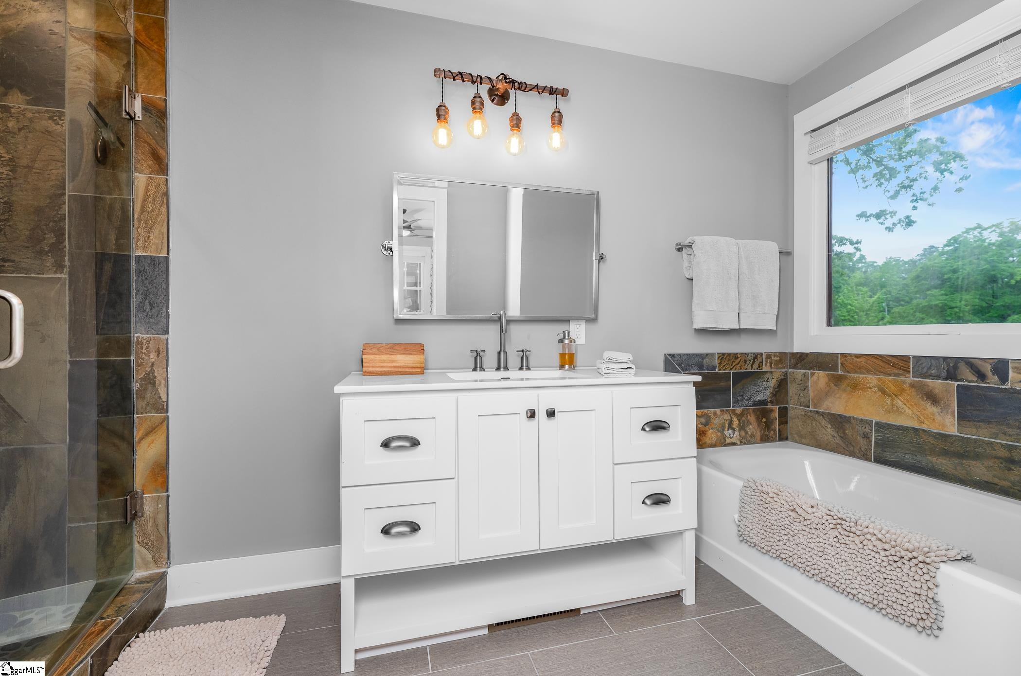 653 R B Baker Drive Chapin, SC 29036