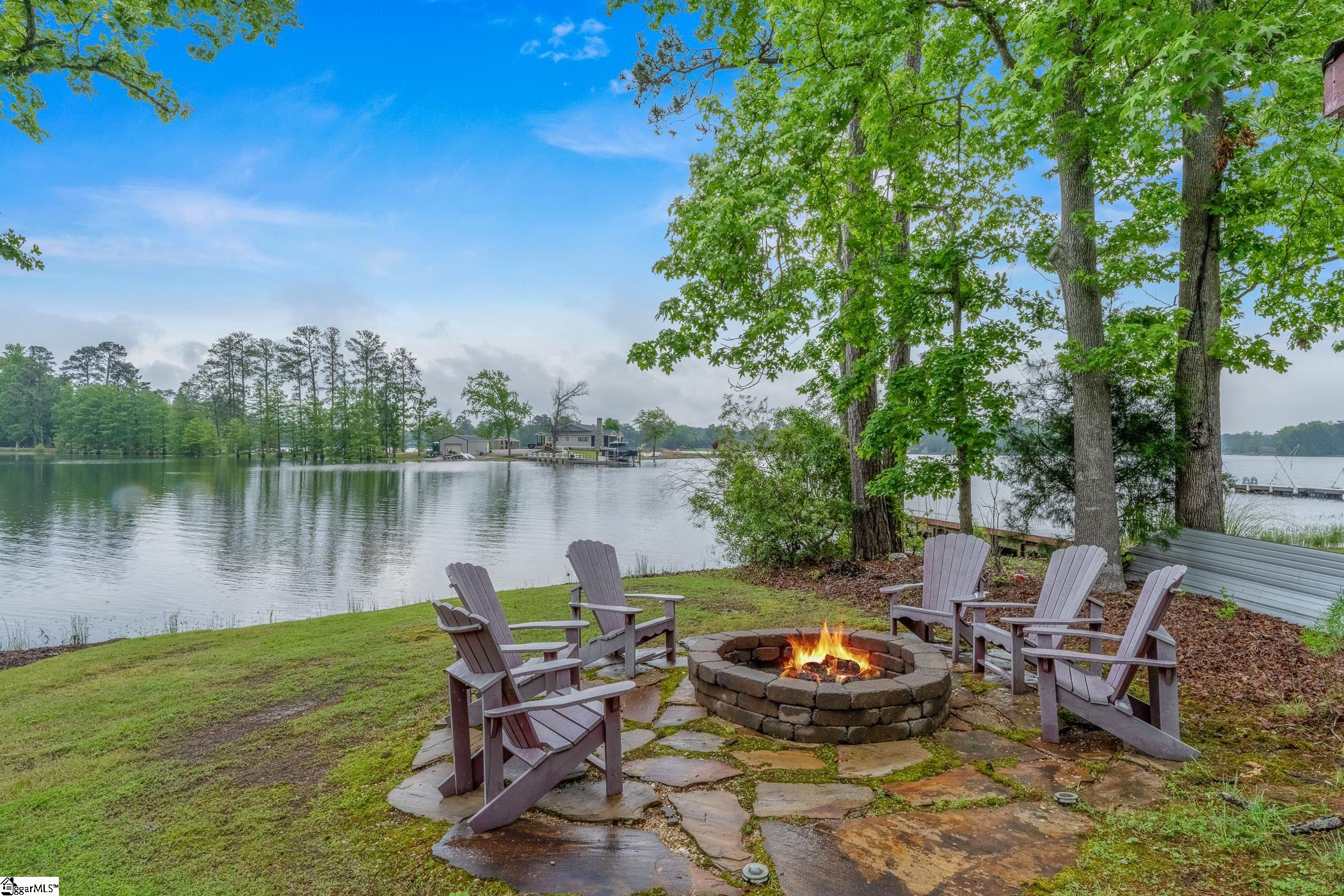 653 R B Baker Drive Chapin, SC 29036