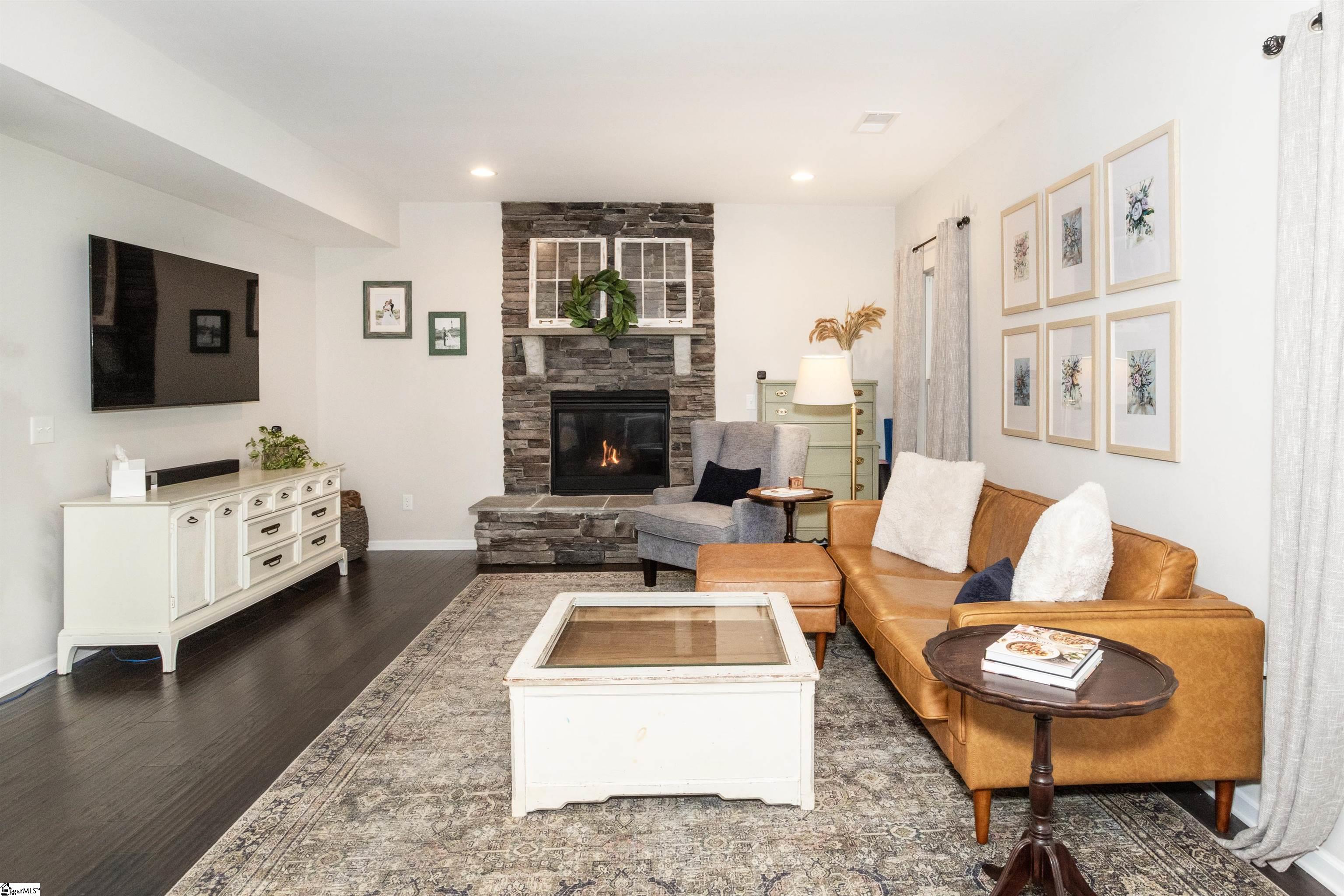 374 Bucklebury Road Greer, SC 29651