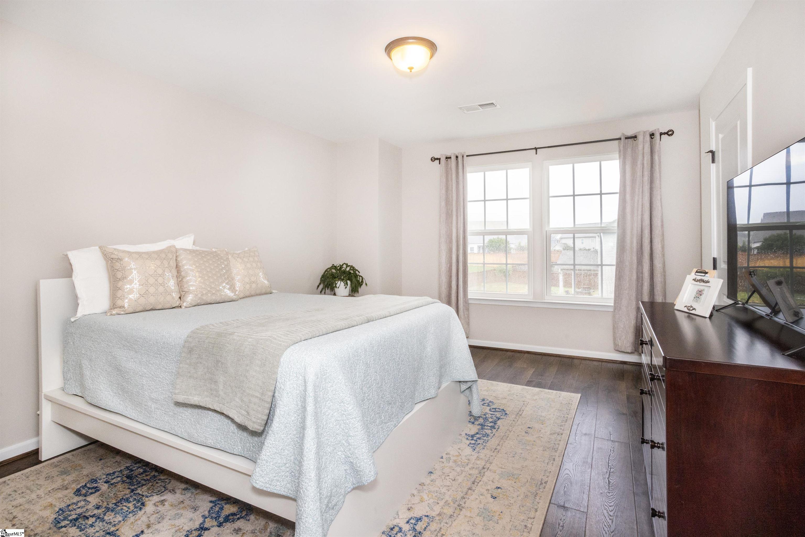 374 Bucklebury Road Greer, SC 29651