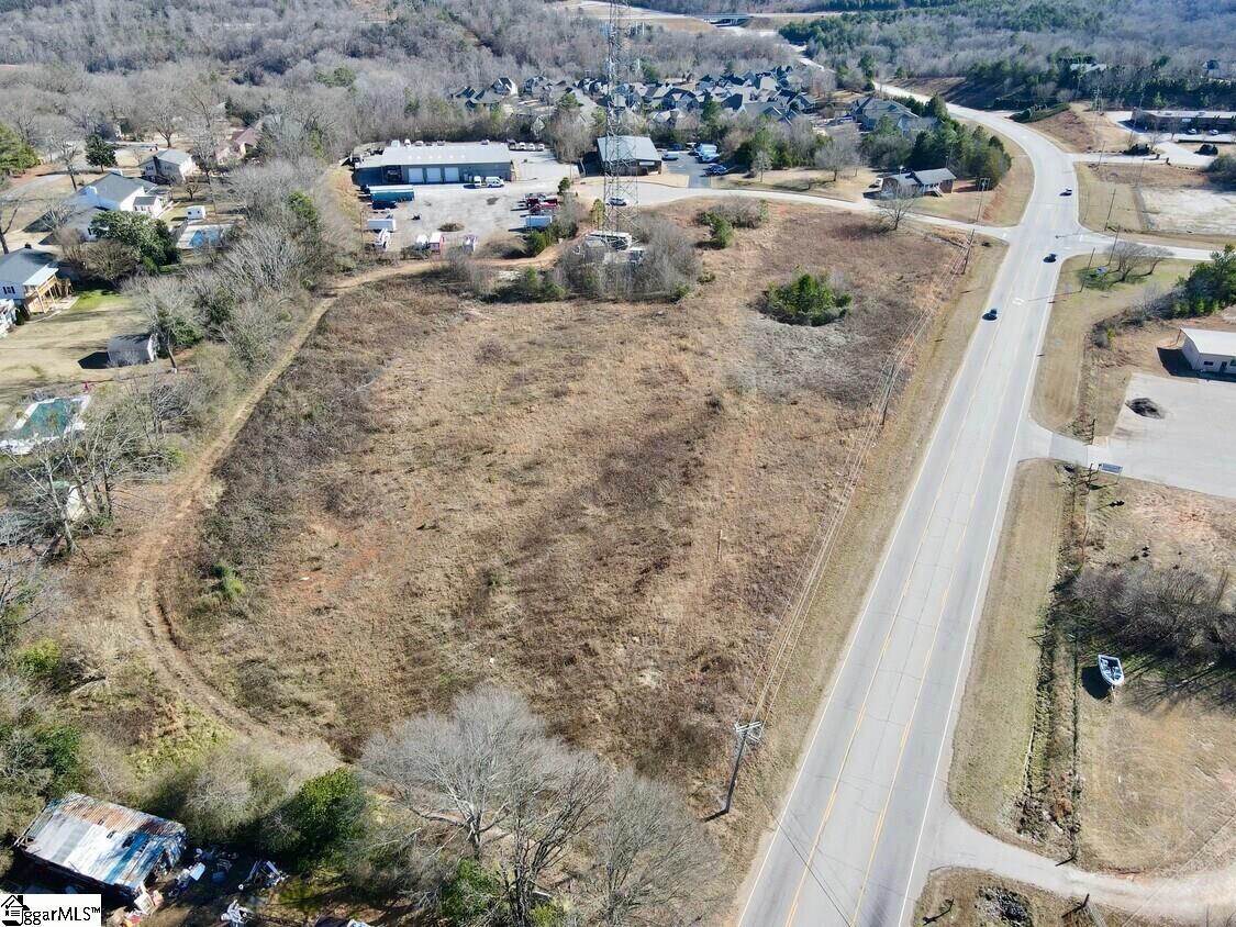 00 Highway Powdersville, SC 29673