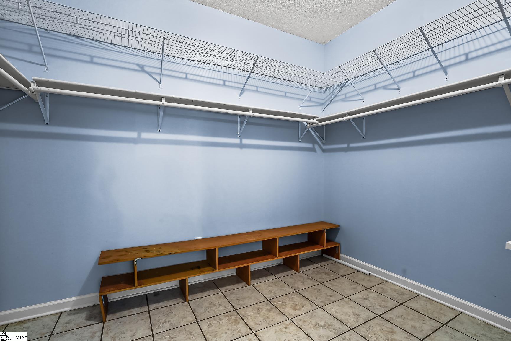 1298 Moorehead Place Pendelton, SC 29670