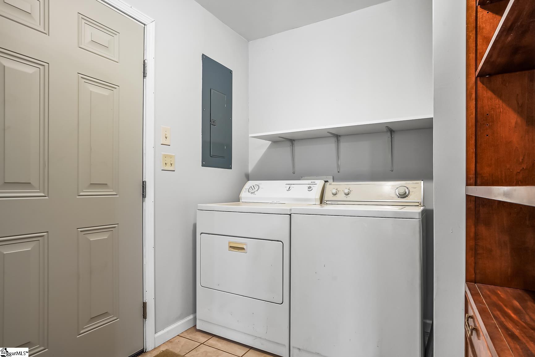 1298 Moorehead Place Pendelton, SC 29670