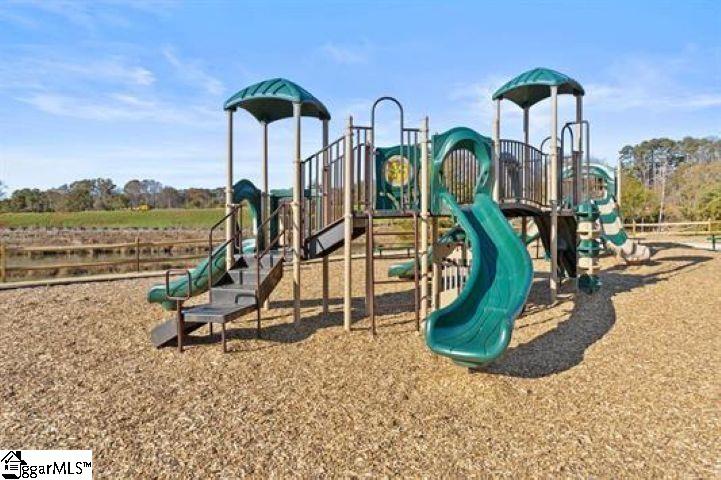 205 Lewes Avenue Simpsonville, SC 29681