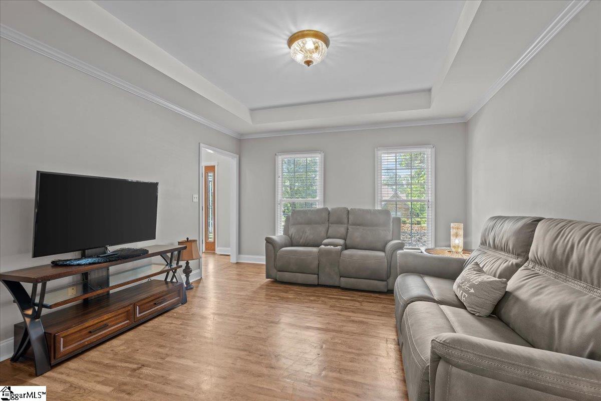 155 Lake Park Drive Spartanburg, SC 29306
