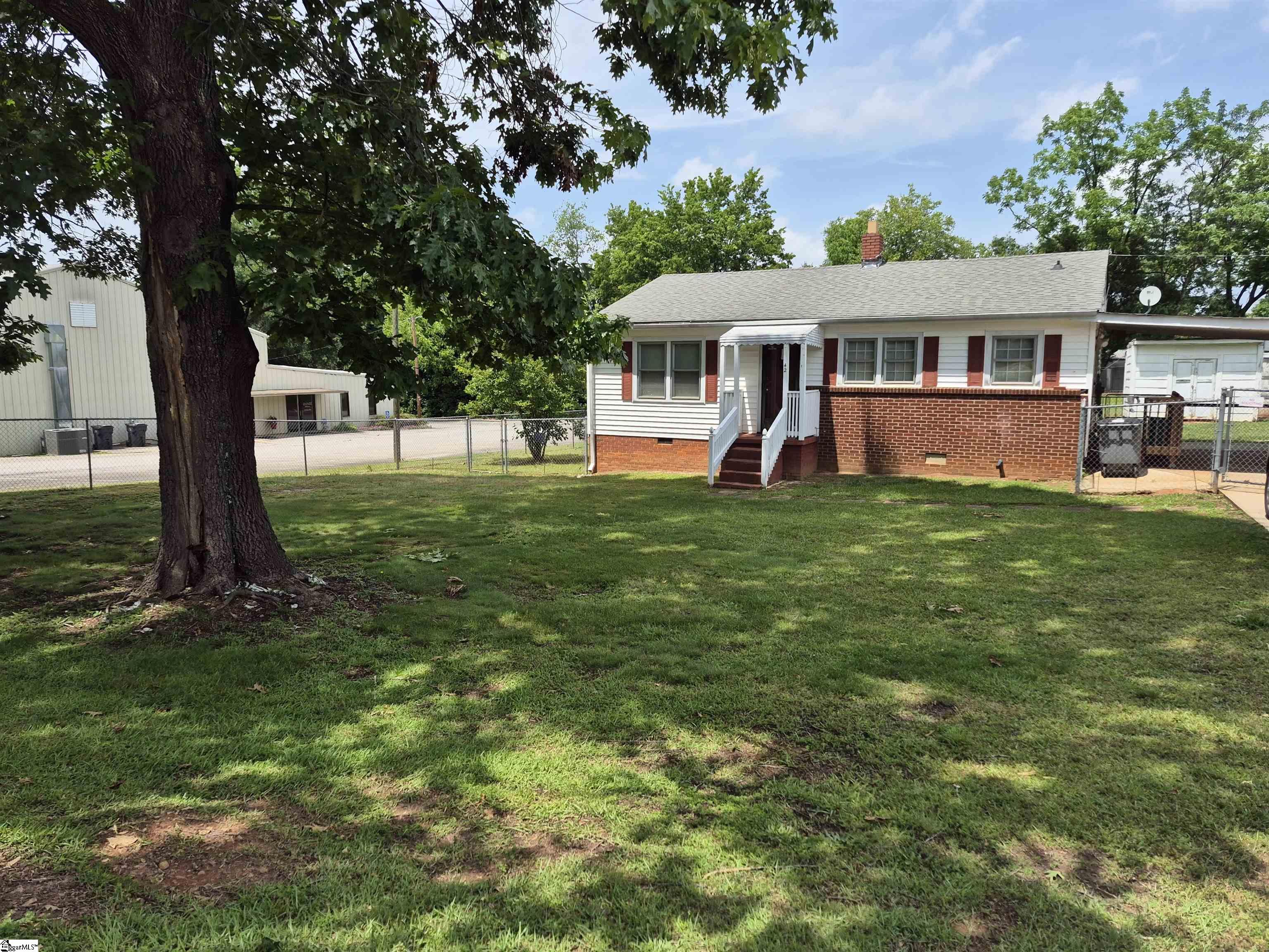 Homes for sale in Greenville, SC | 42 Reeves Ave, Greenville, SC 29605 | MLS# 1557624