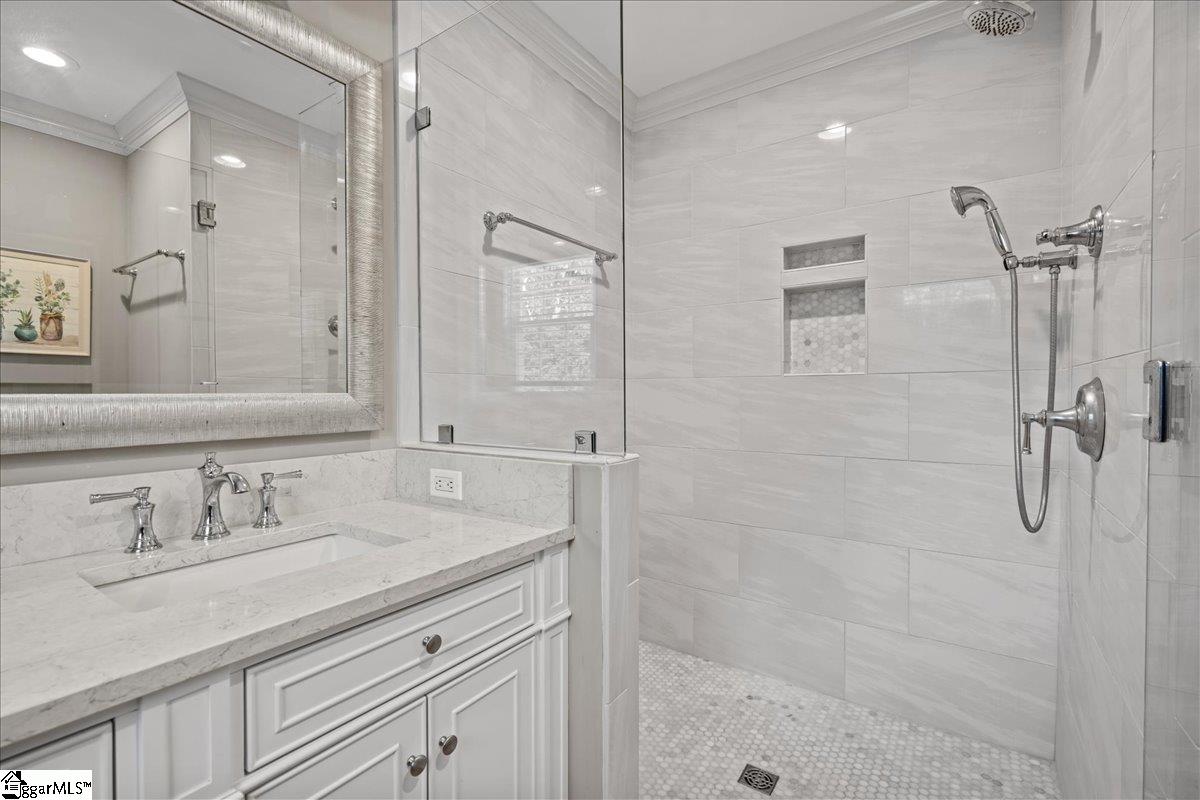 111 Farm Valley Court Greer, SC 29650