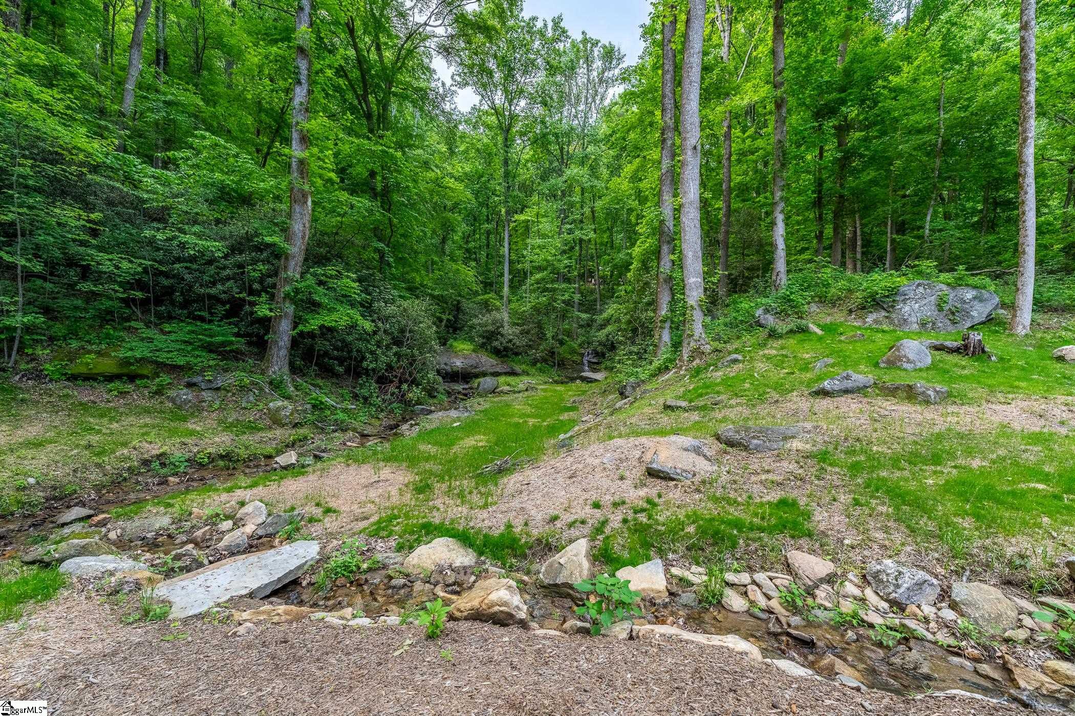 76 Southview Ledge Road Landrum, SC 29356-3329