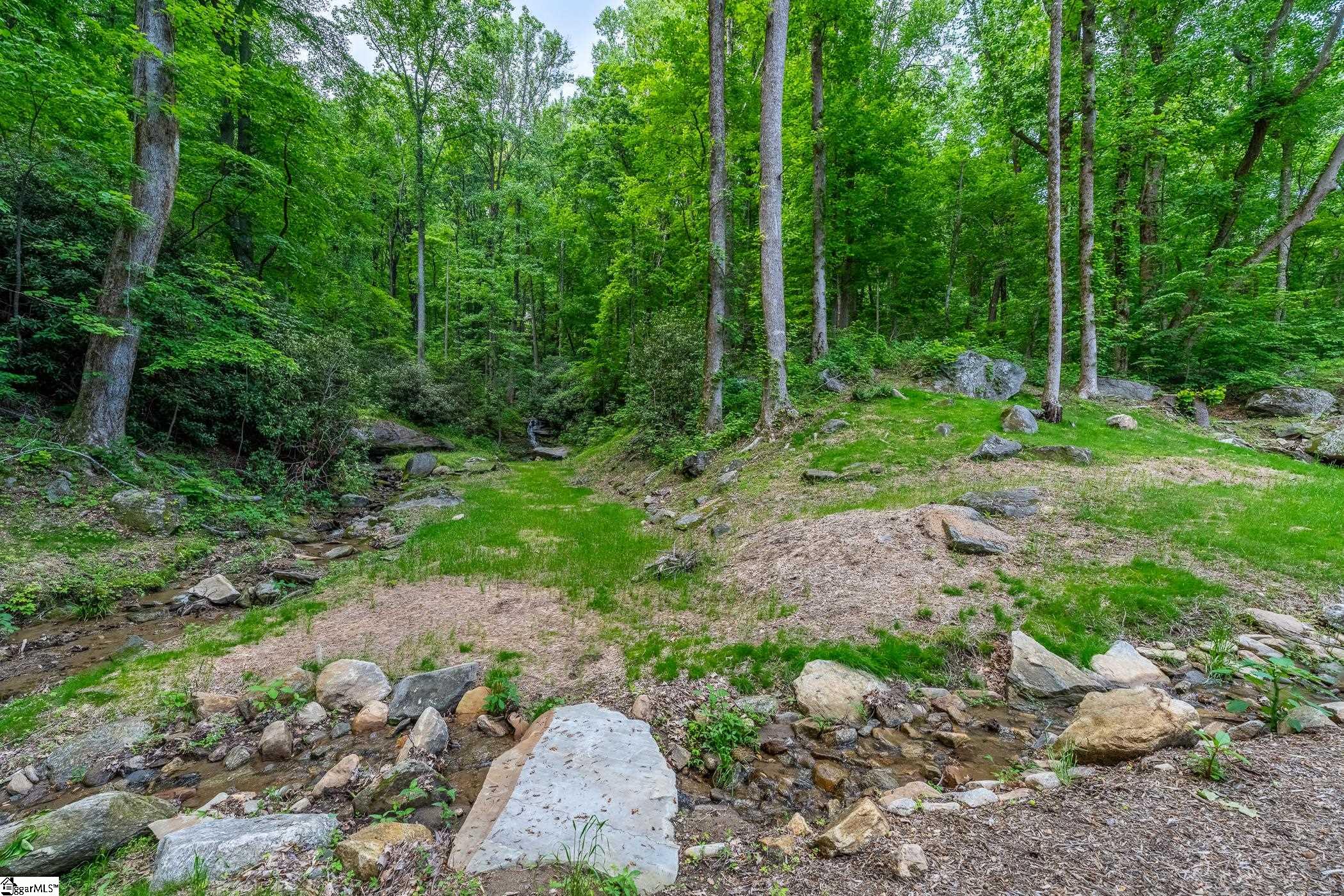 76 Southview Ledge Road Landrum, SC 29356-3329