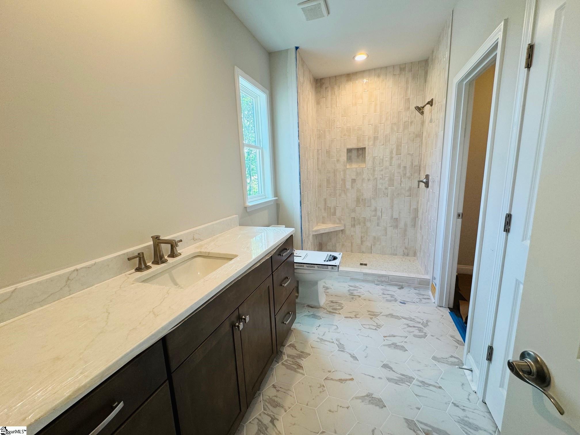208 Redland Way Greenville, SC 29615