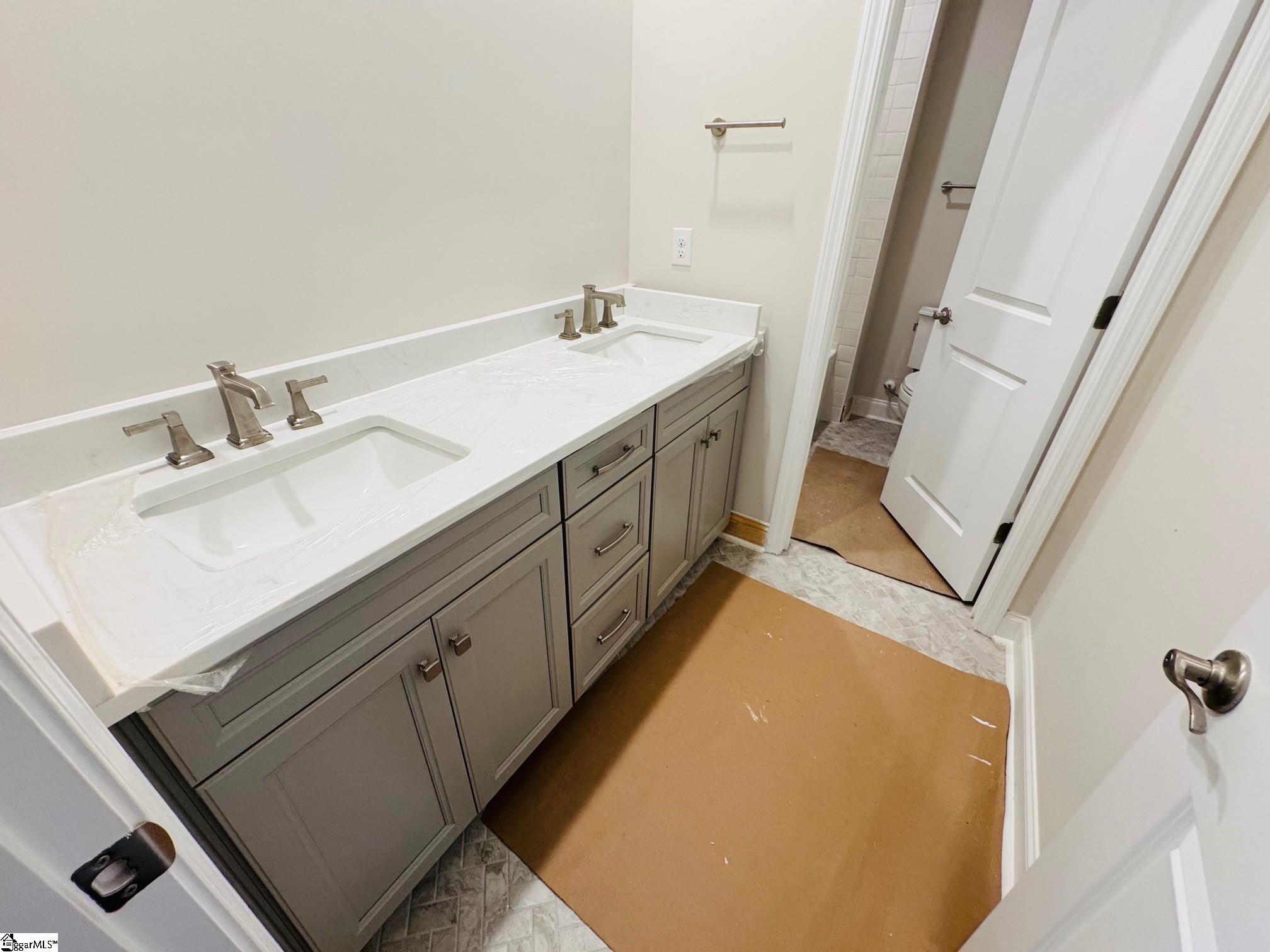 208 Redland Way Greenville, SC 29615