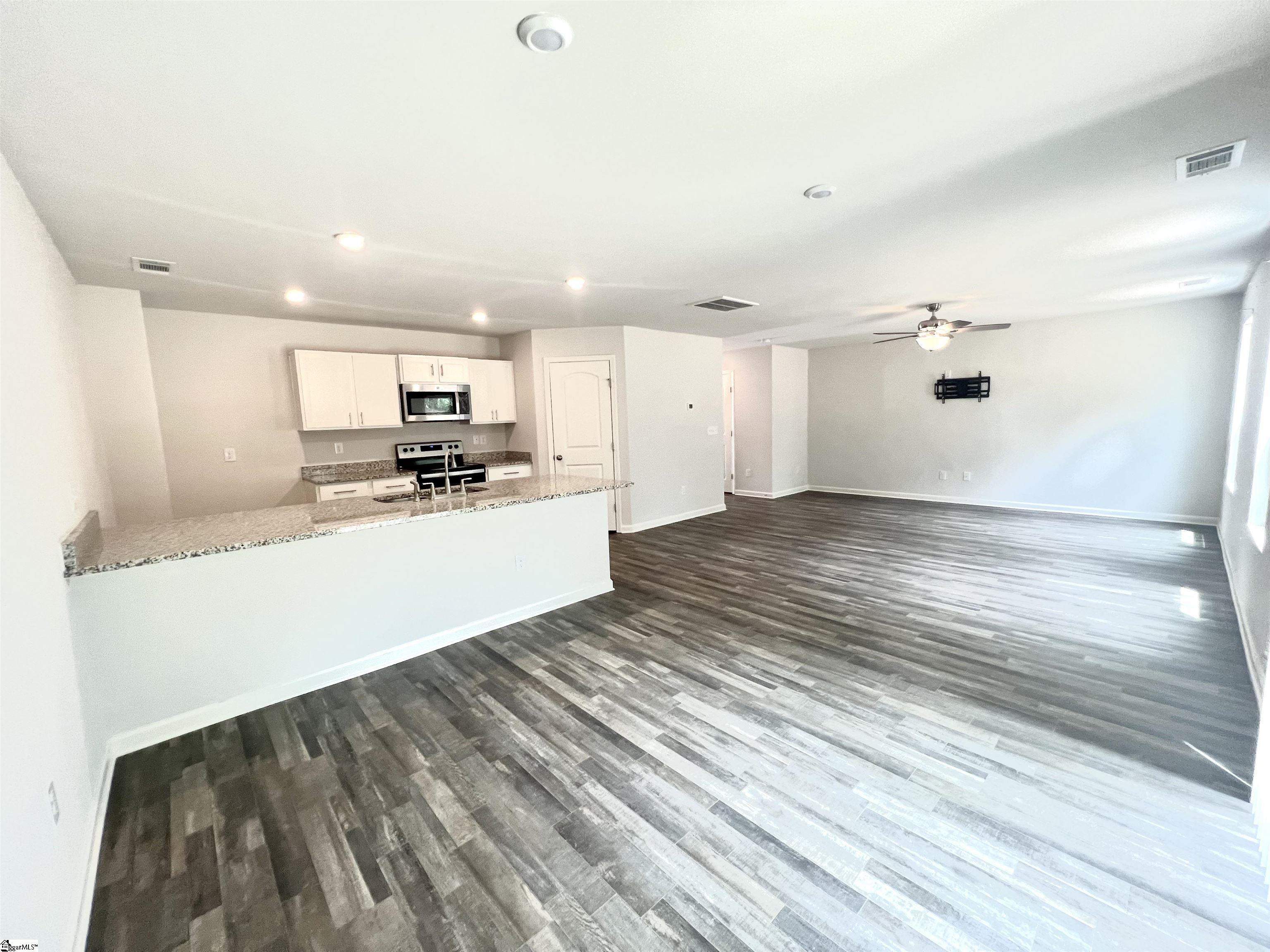 618 Farmstead Trail Inman, SC 29349